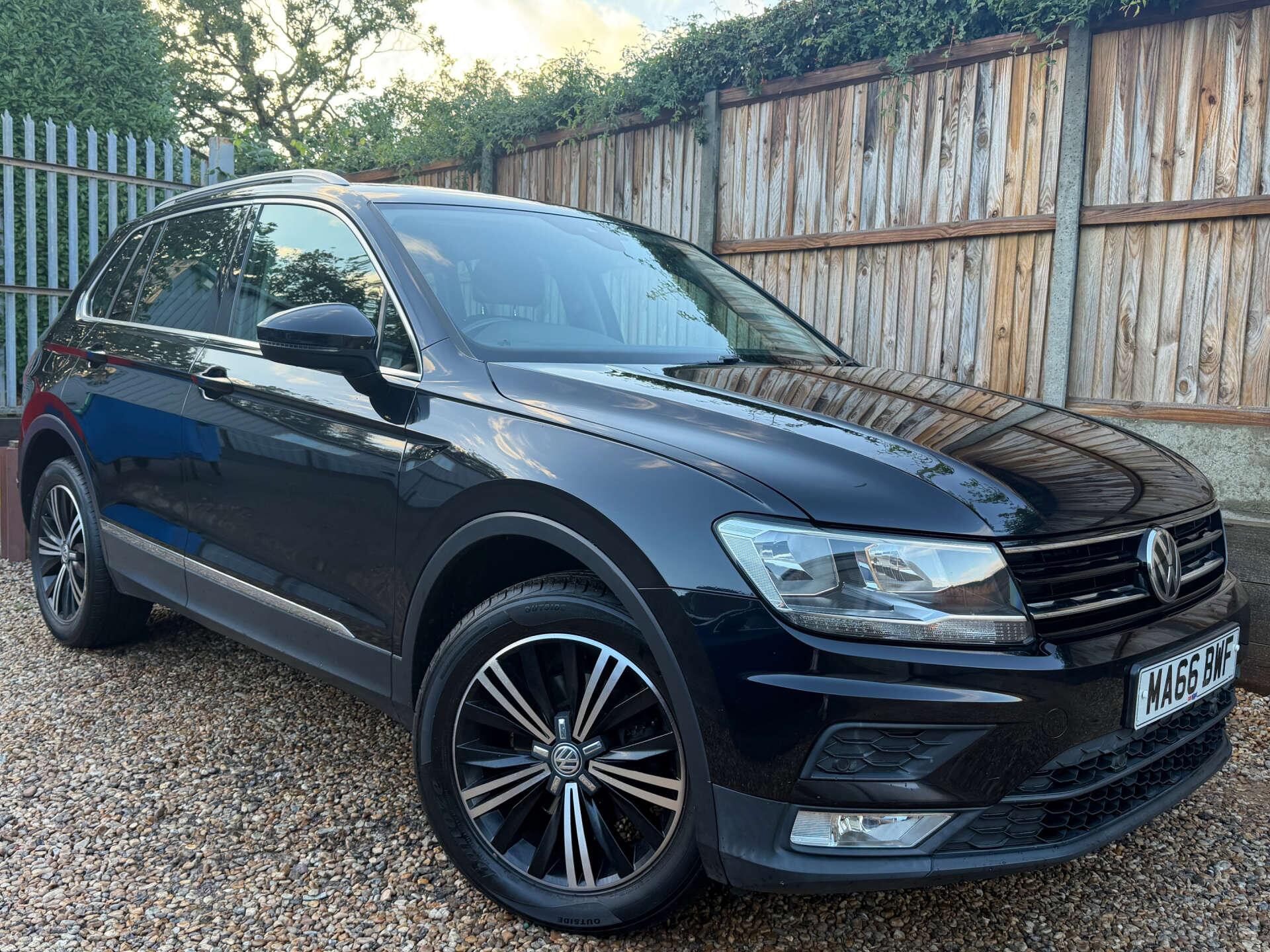 Volkswagen Tiguan view 9