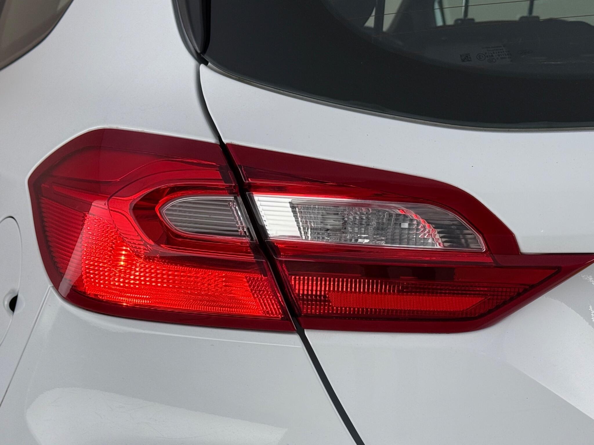 Ford Fiesta view 11