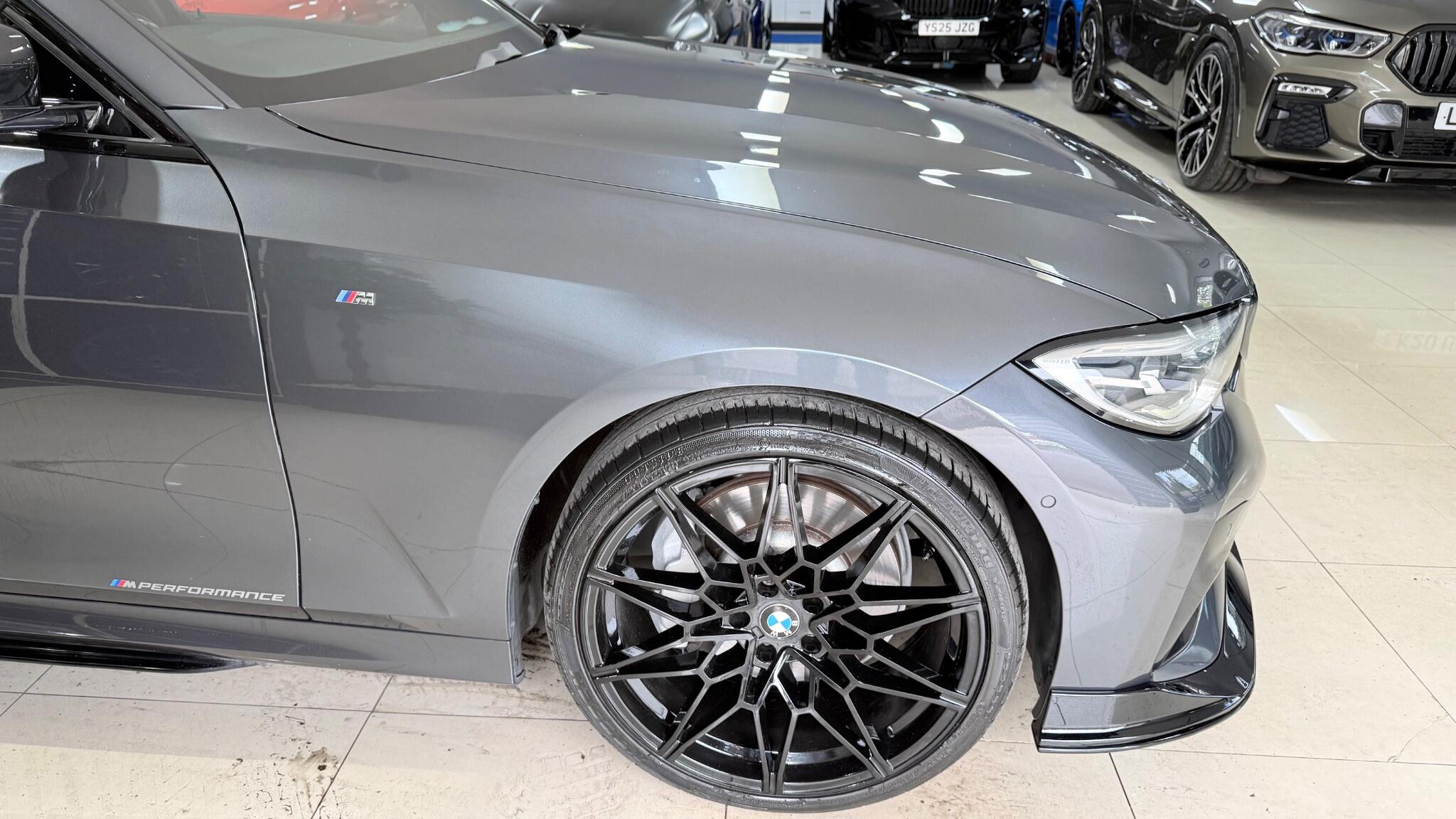 BMW 3 Series view 41