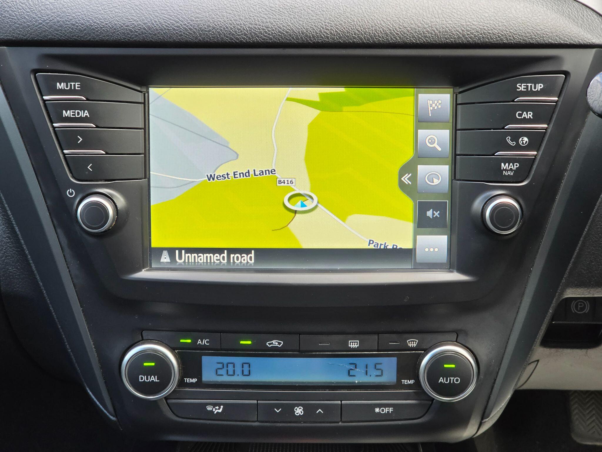 Toyota Avensis view 21