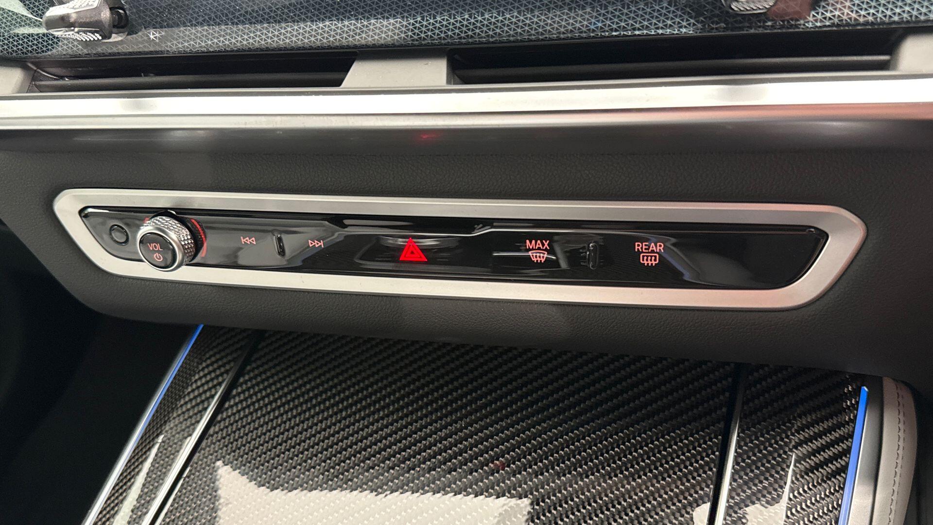 BMW X5 view 28