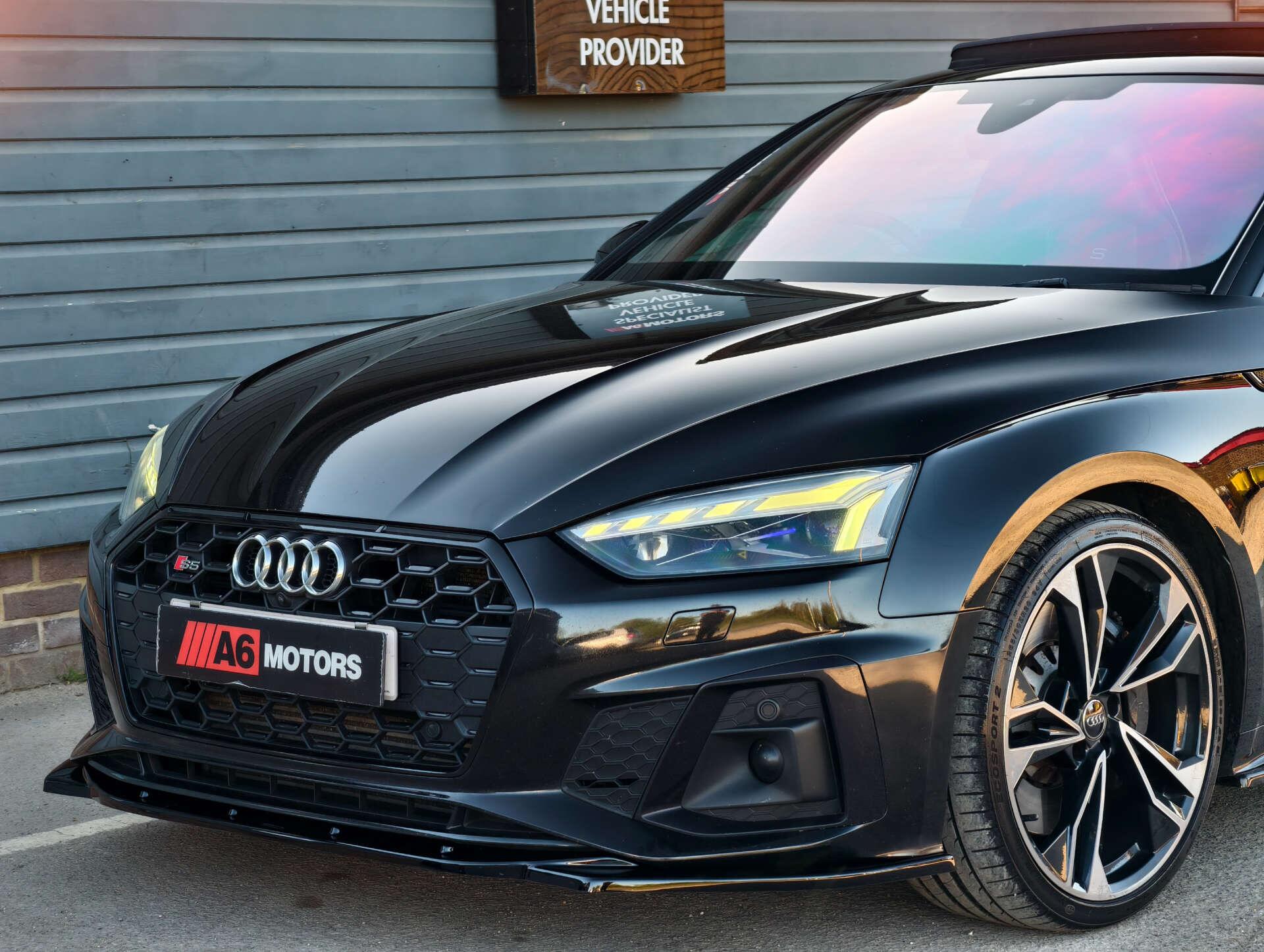 Audi S5 view 17