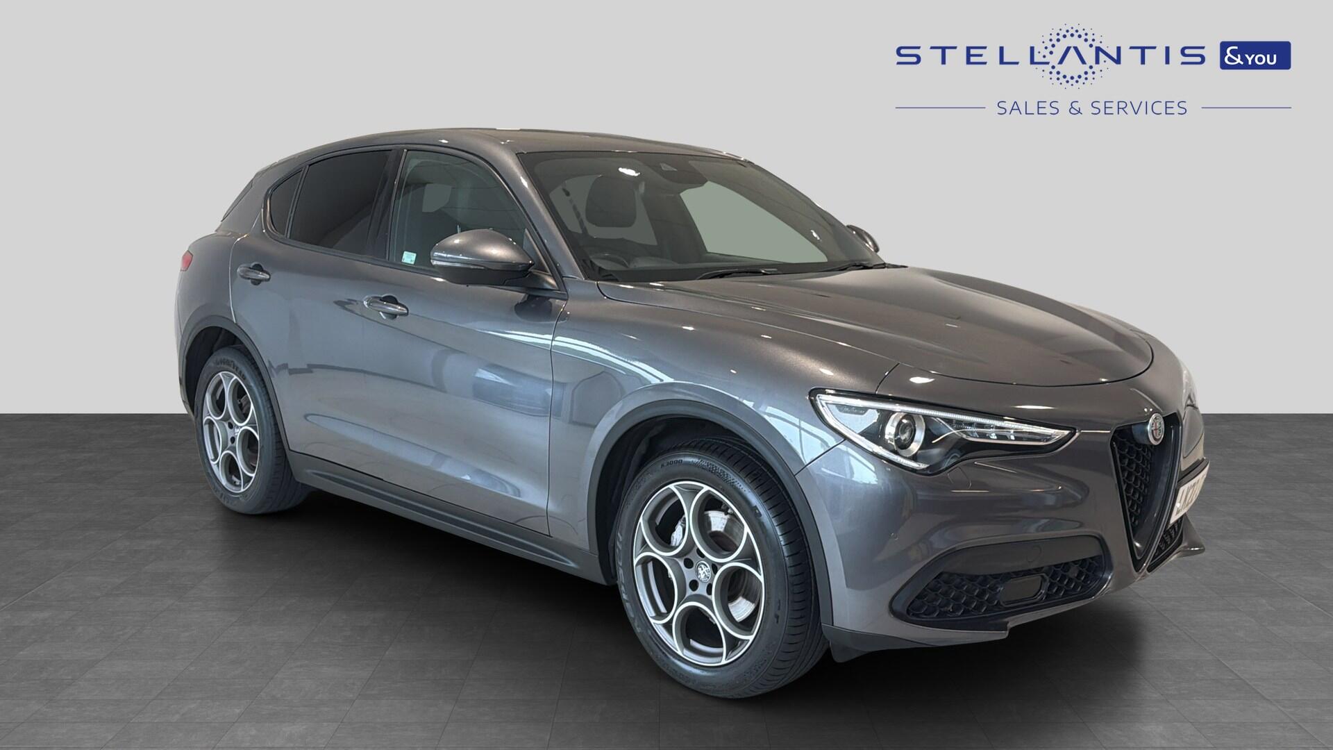 2022 Alfa Romeo Stelvio