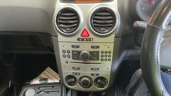 Vauxhall Corsa view 13