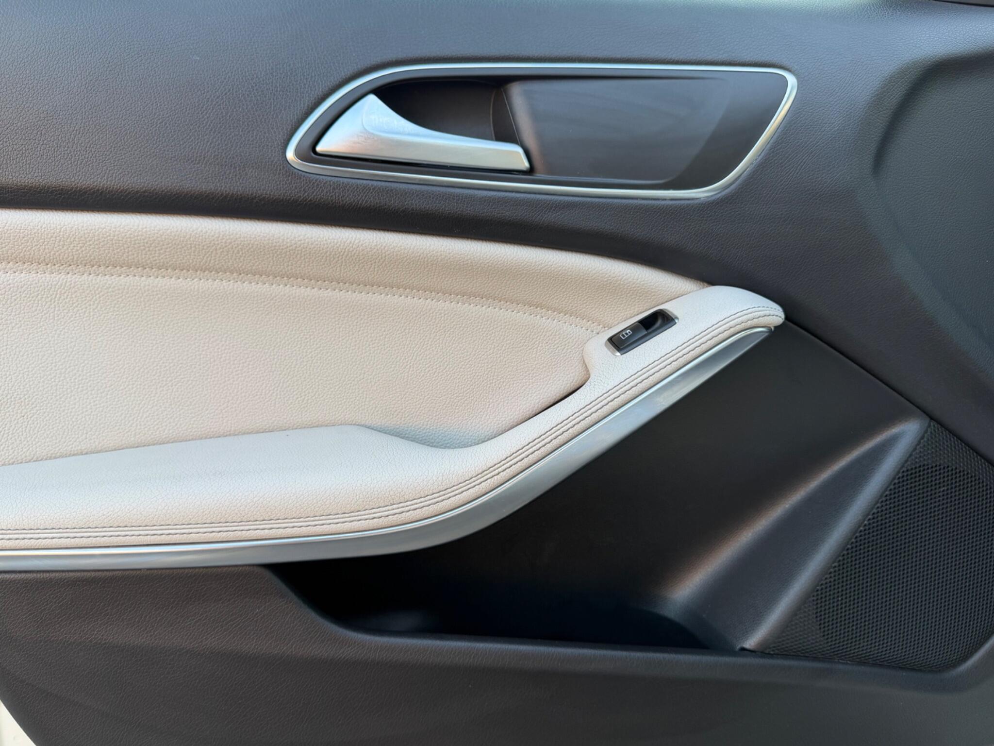 Mercedes-Benz A-Class view 23