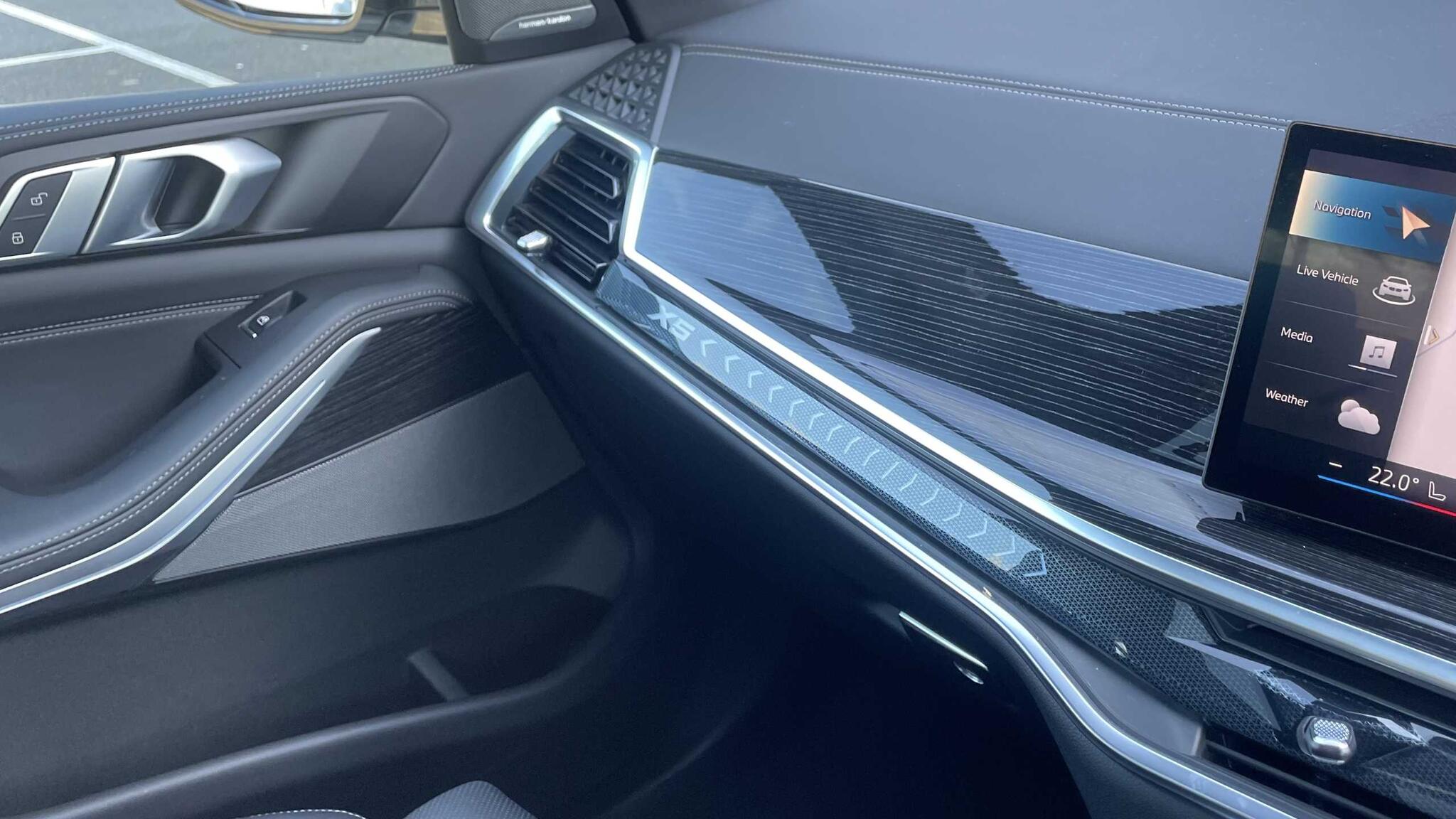 BMW X5 view 23
