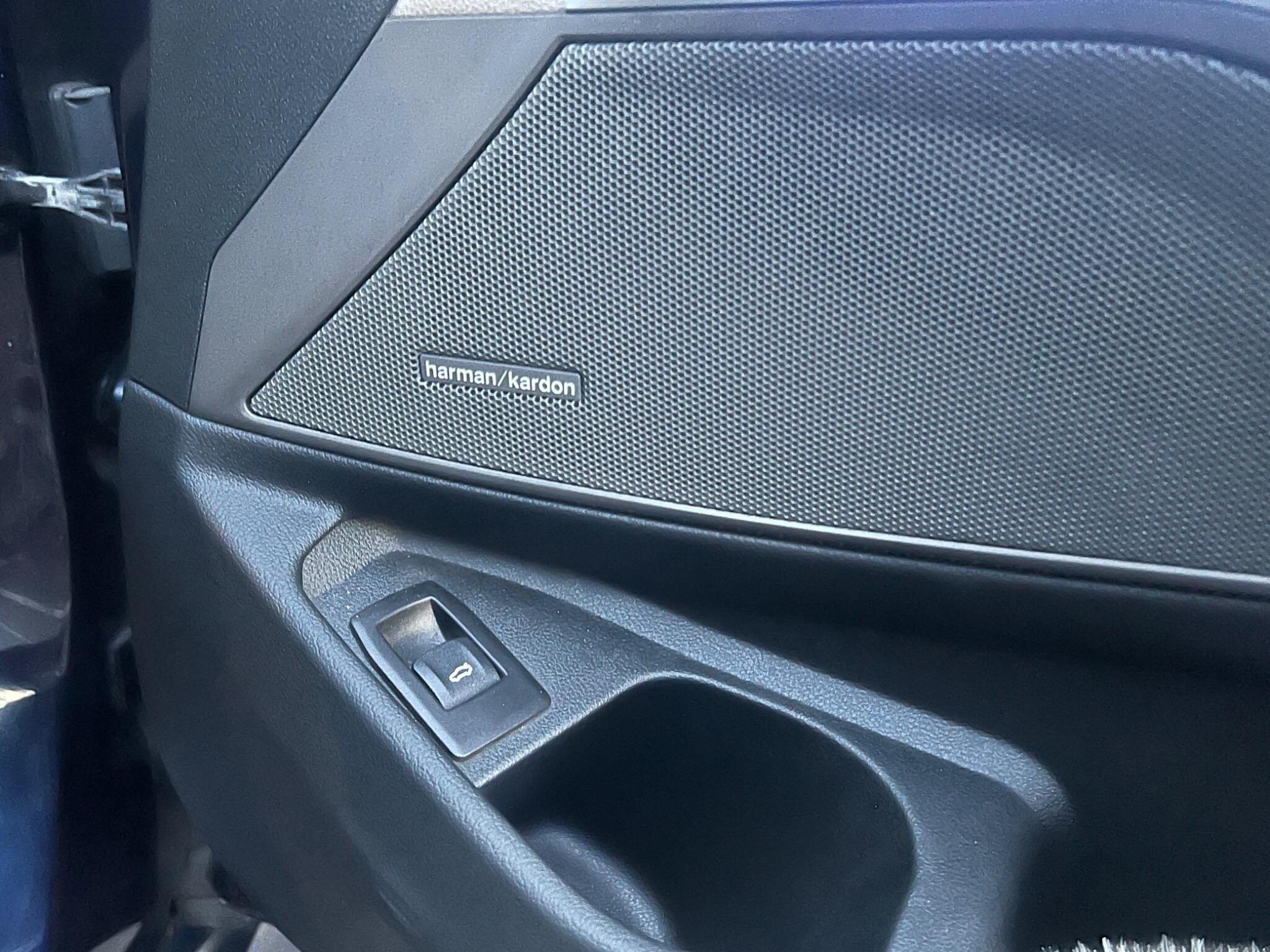 BMW 3 Series view 34
