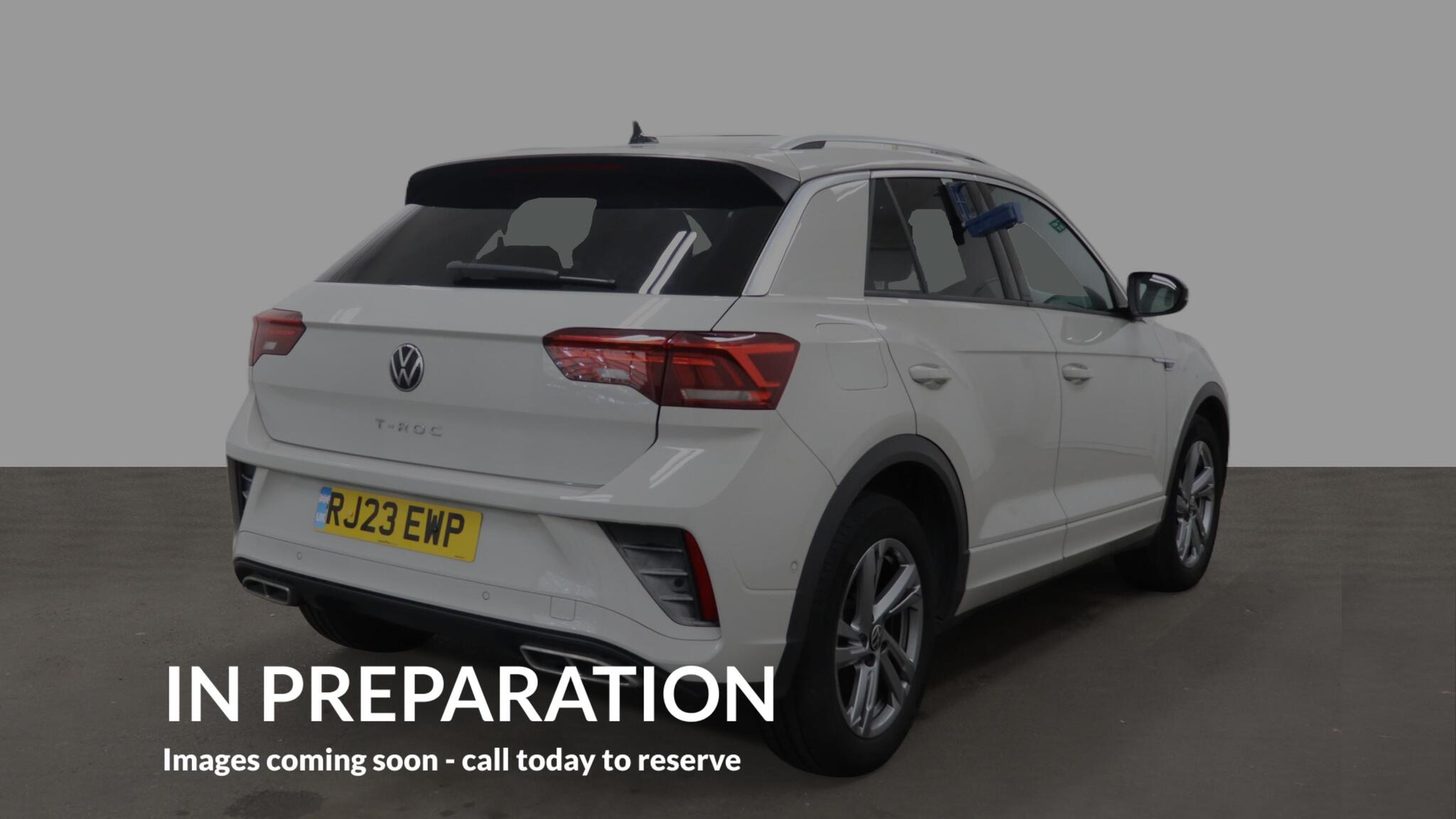 Volkswagen T-Roc view 4