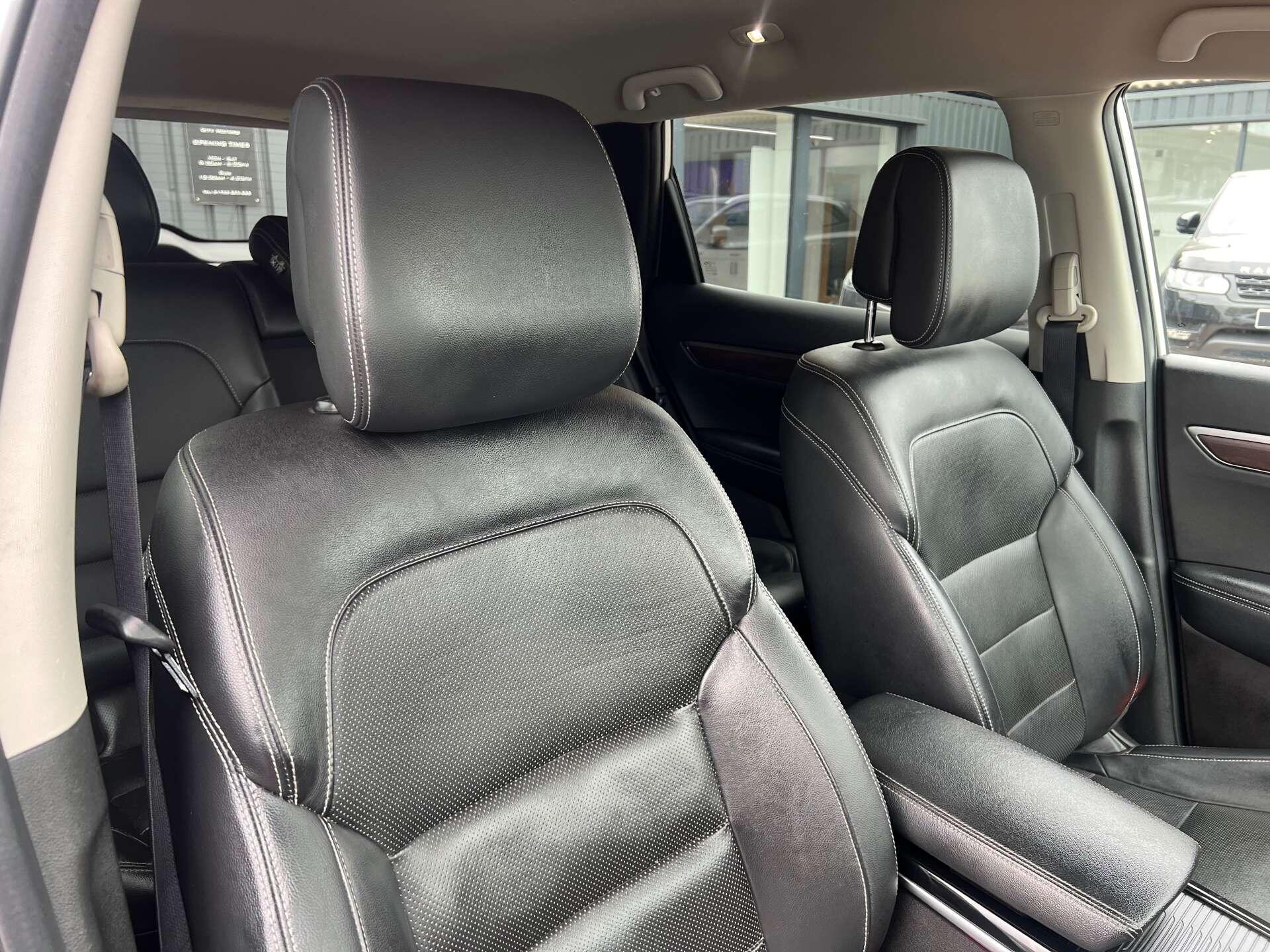 Renault Koleos view 17