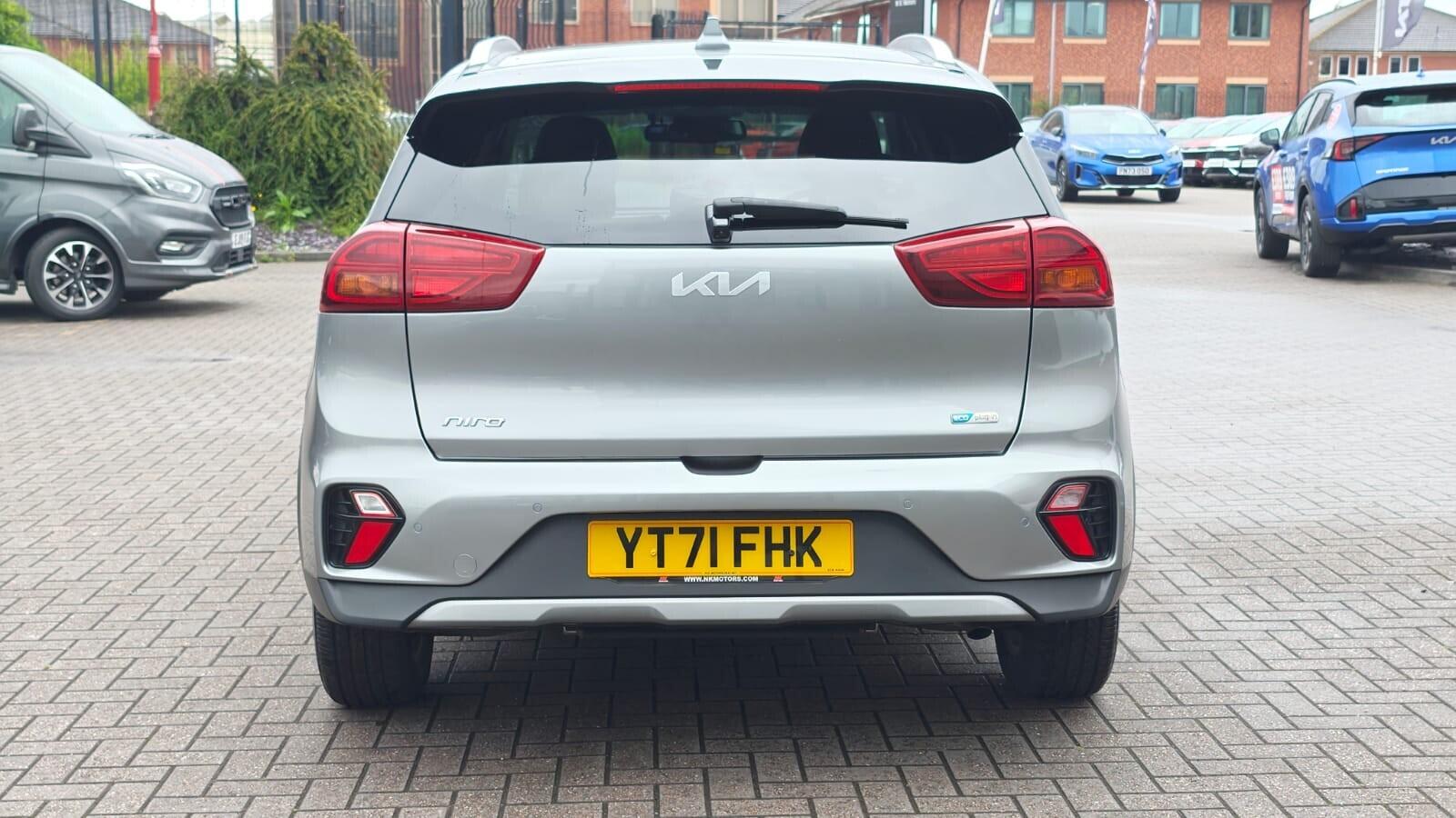 Kia Niro view 6