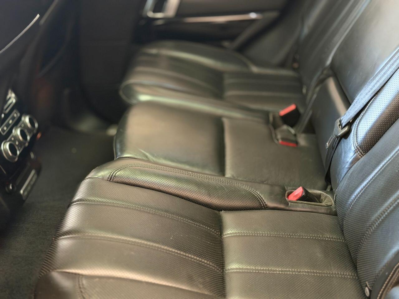 Land Rover Range Rover view 58
