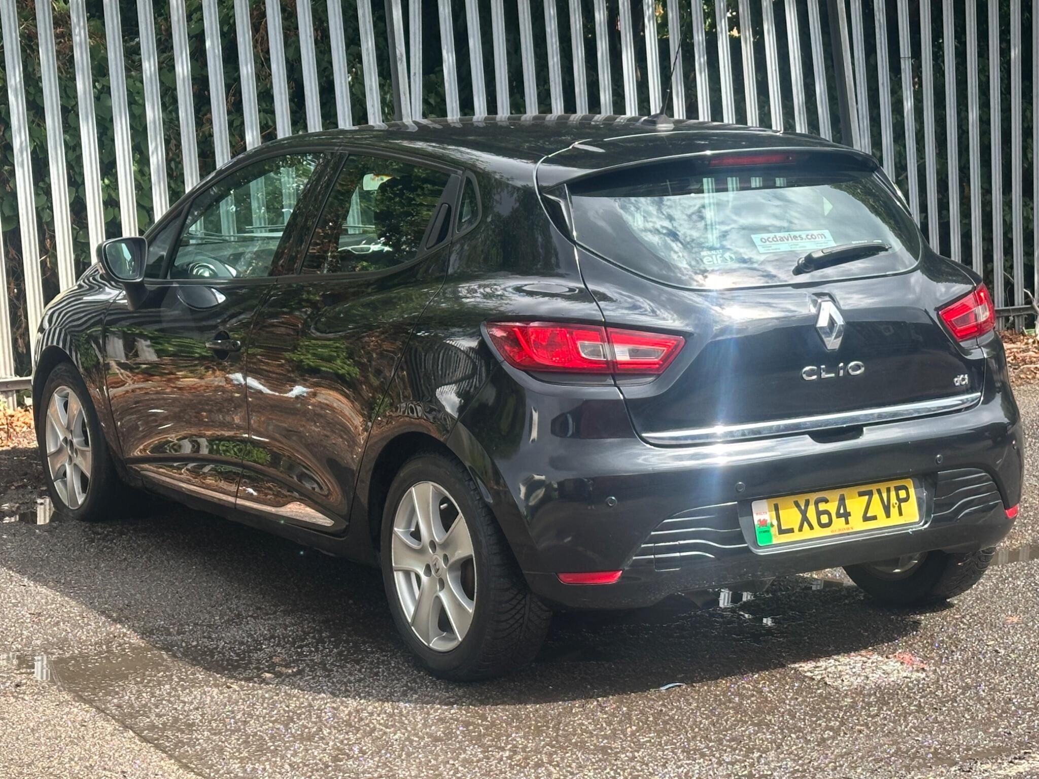 Renault Clio view 4