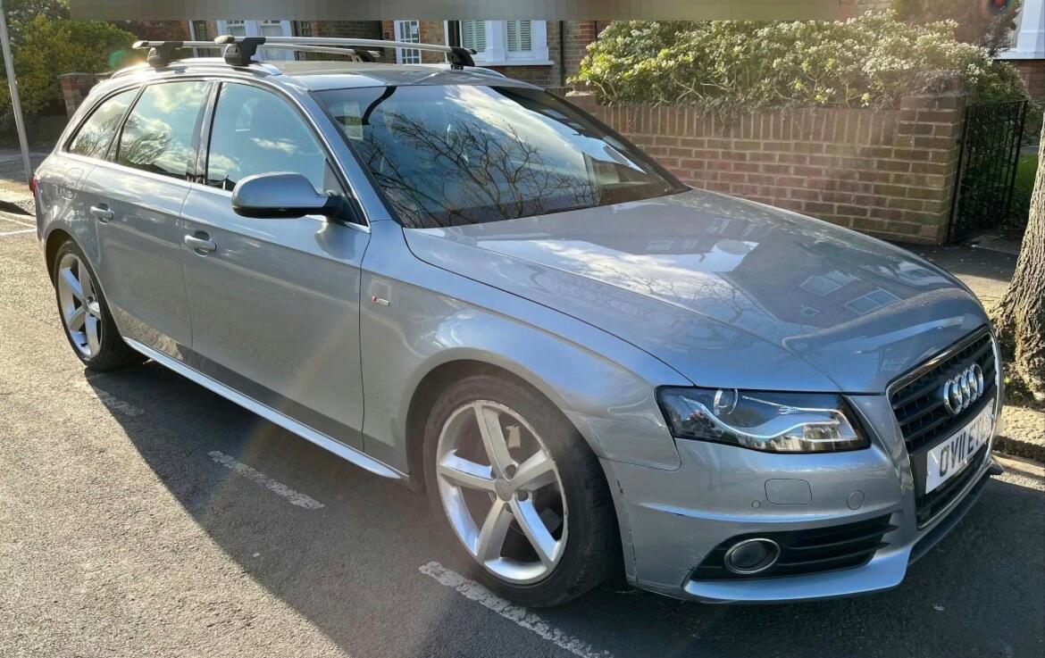 2011 Audi A4 Avant 2.0 TDI Executive S line Multitronic Euro 4 5dr image 1