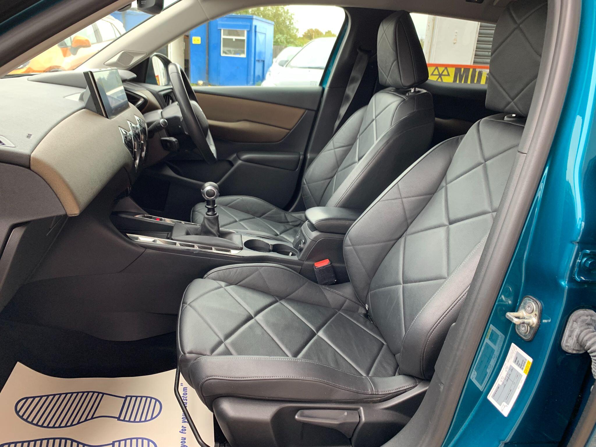 DS Automobiles DS 3 Crossback view 22