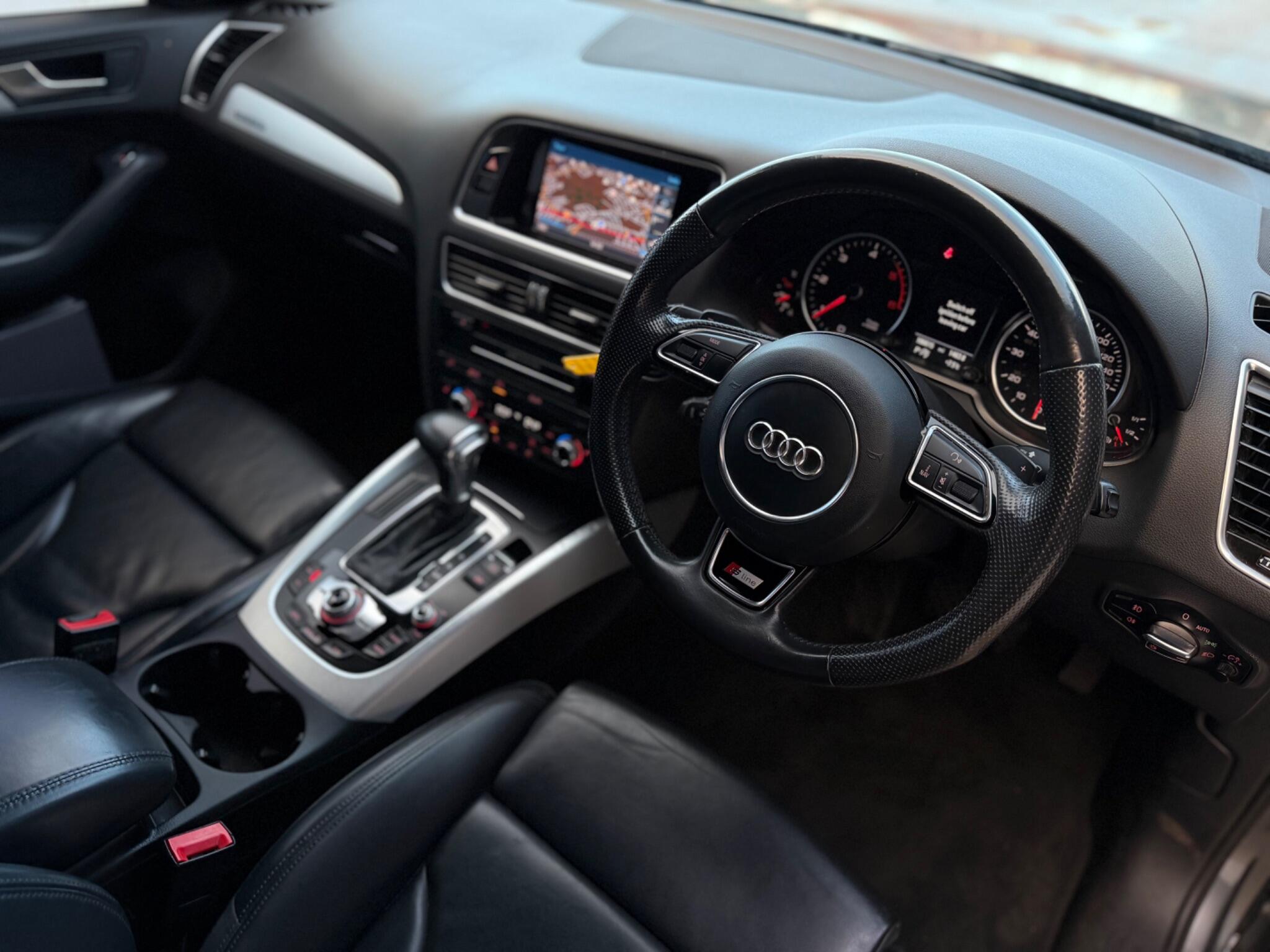 Audi Q5 view 33