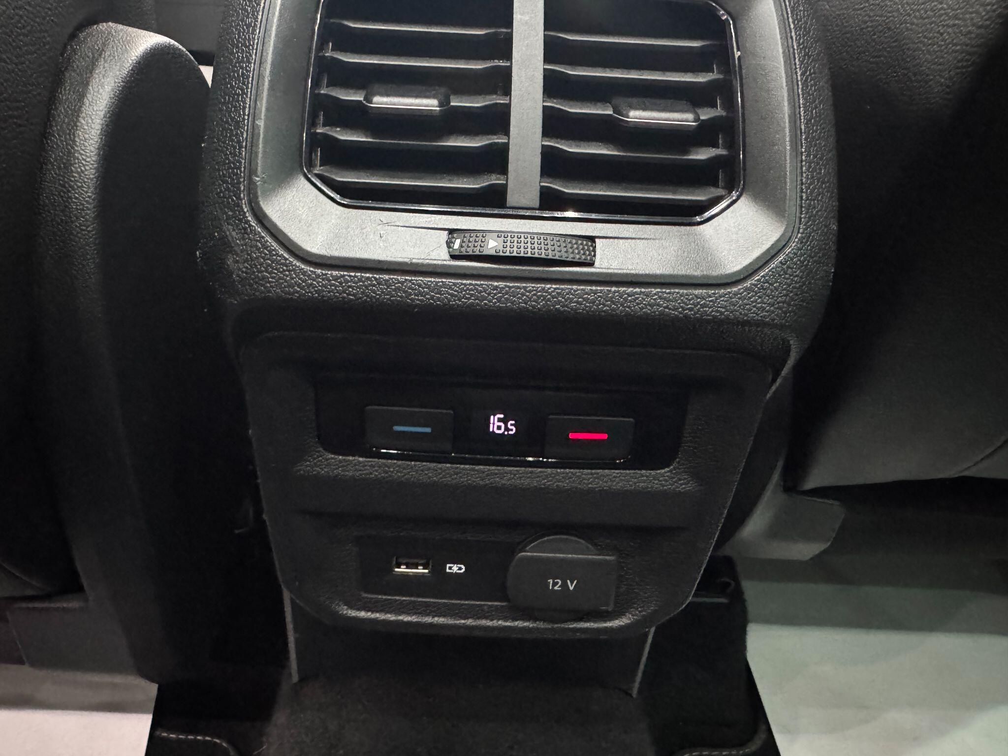 Volkswagen Tiguan view 53