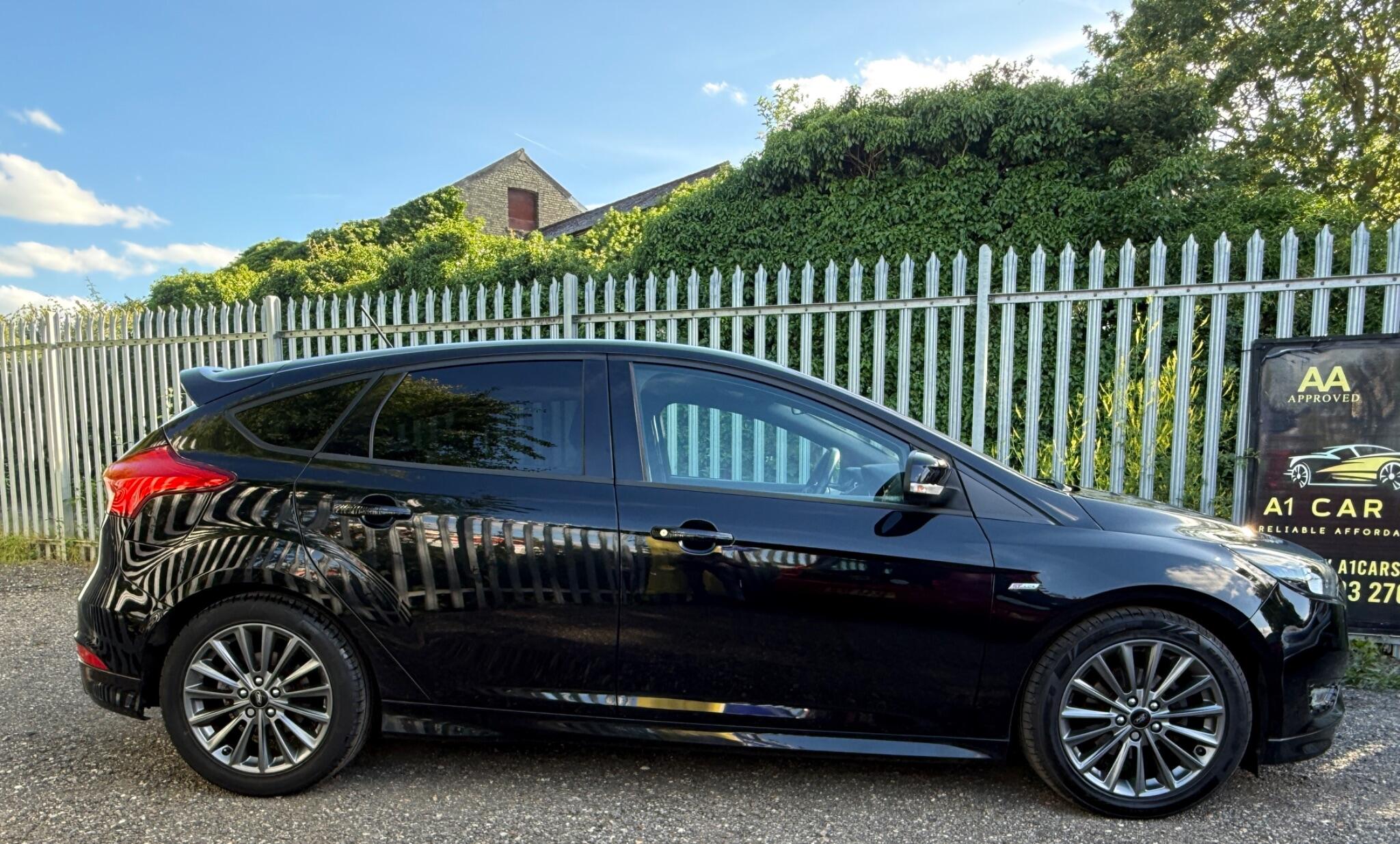 2018 Ford Focus image 11