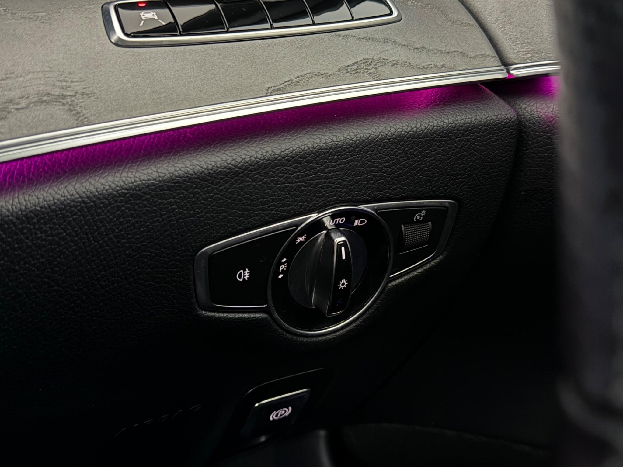 Mercedes-Benz CLS view 21