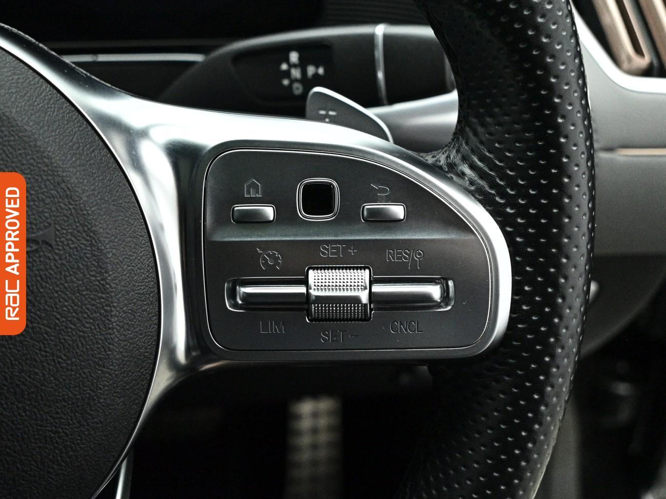 Mercedes-Benz Eqc view 26