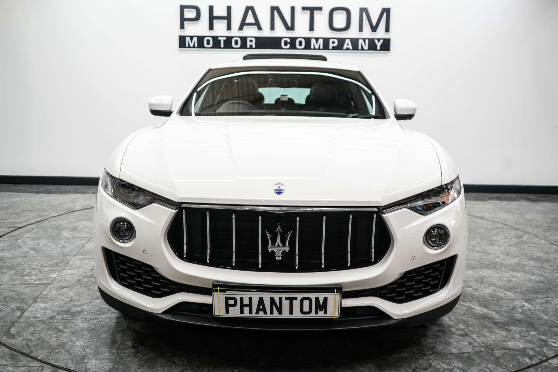 Maserati Levante view 5