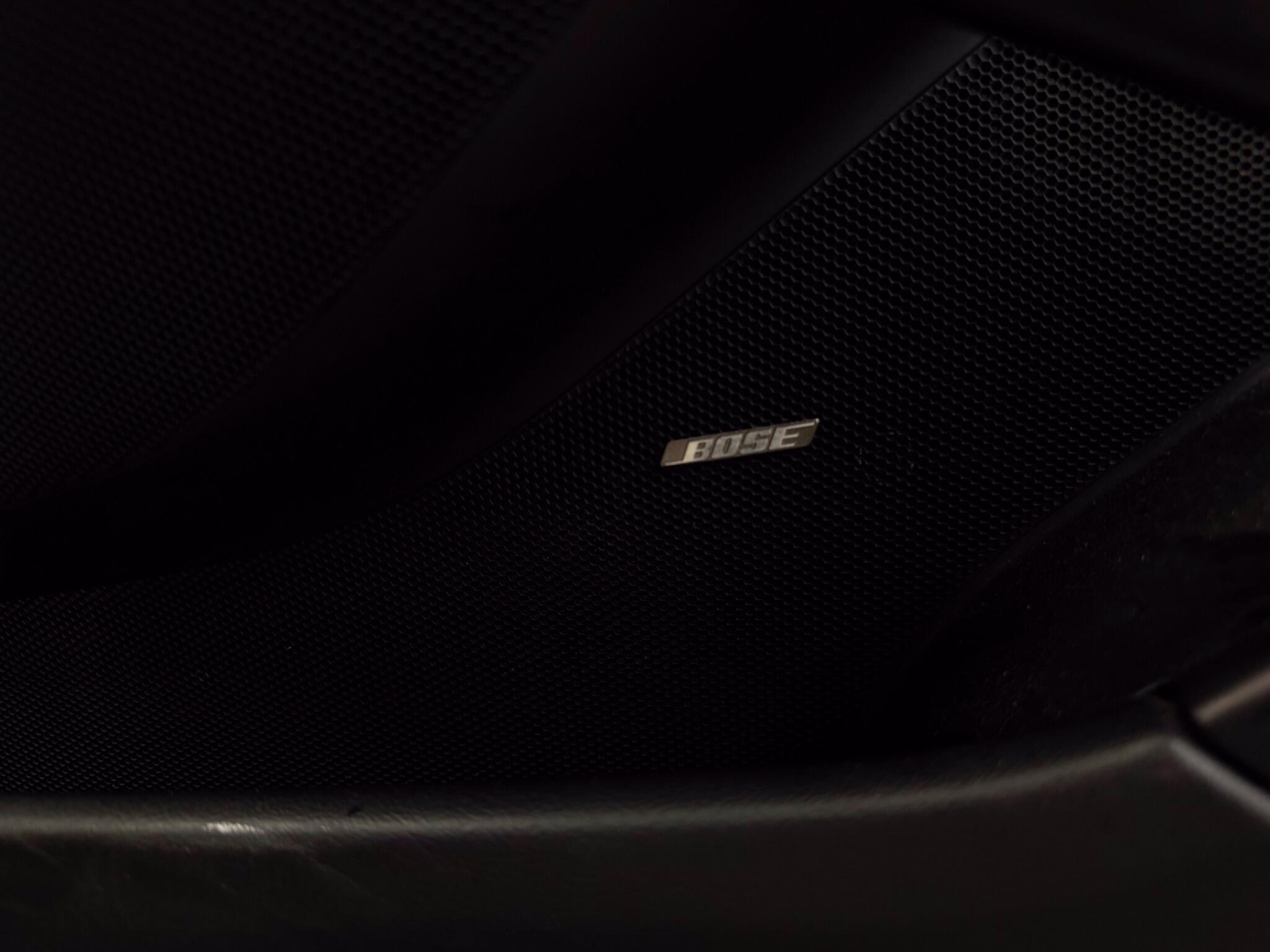 Porsche Cayman view 39