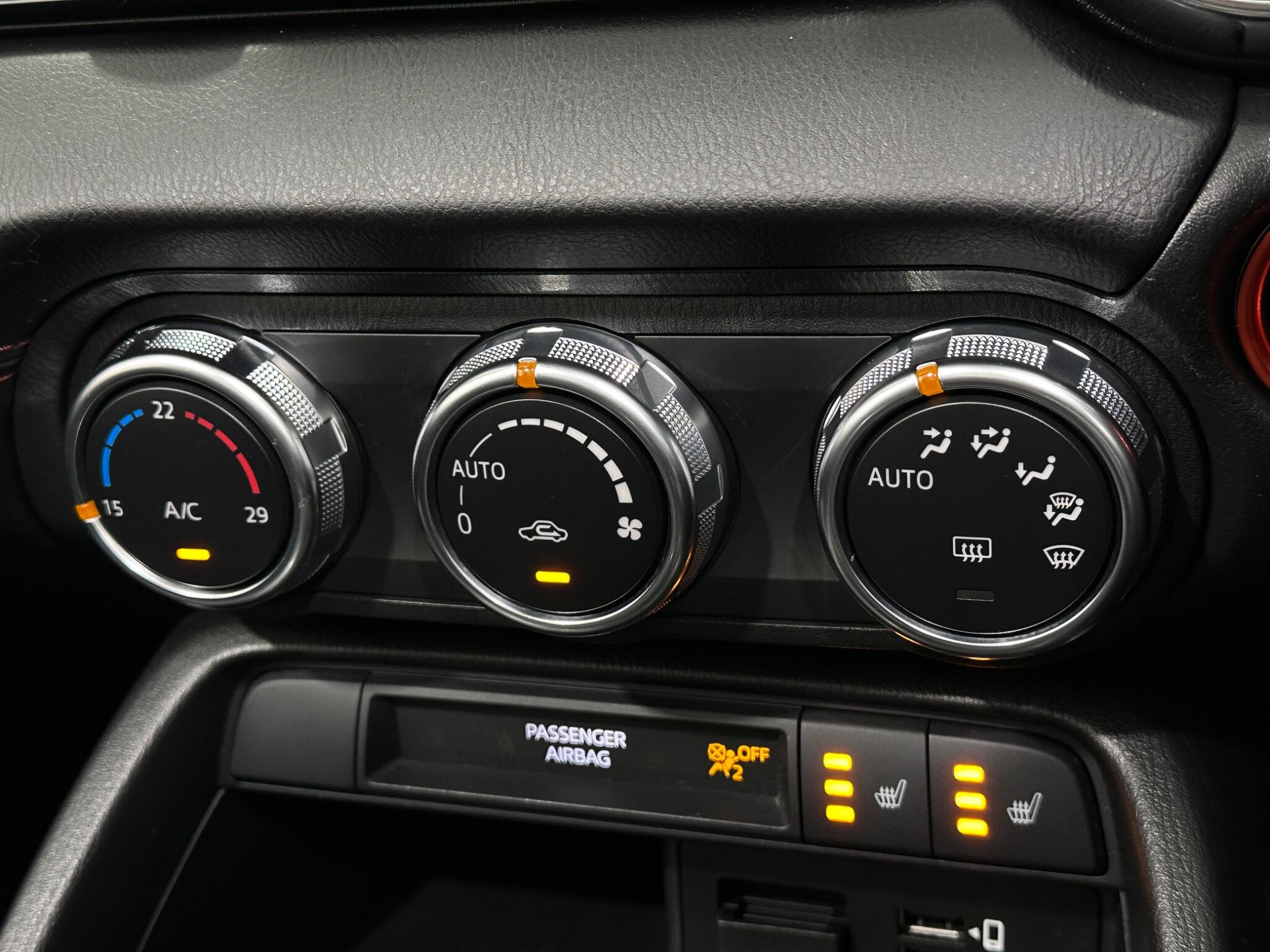 Mazda MX-5 view 23