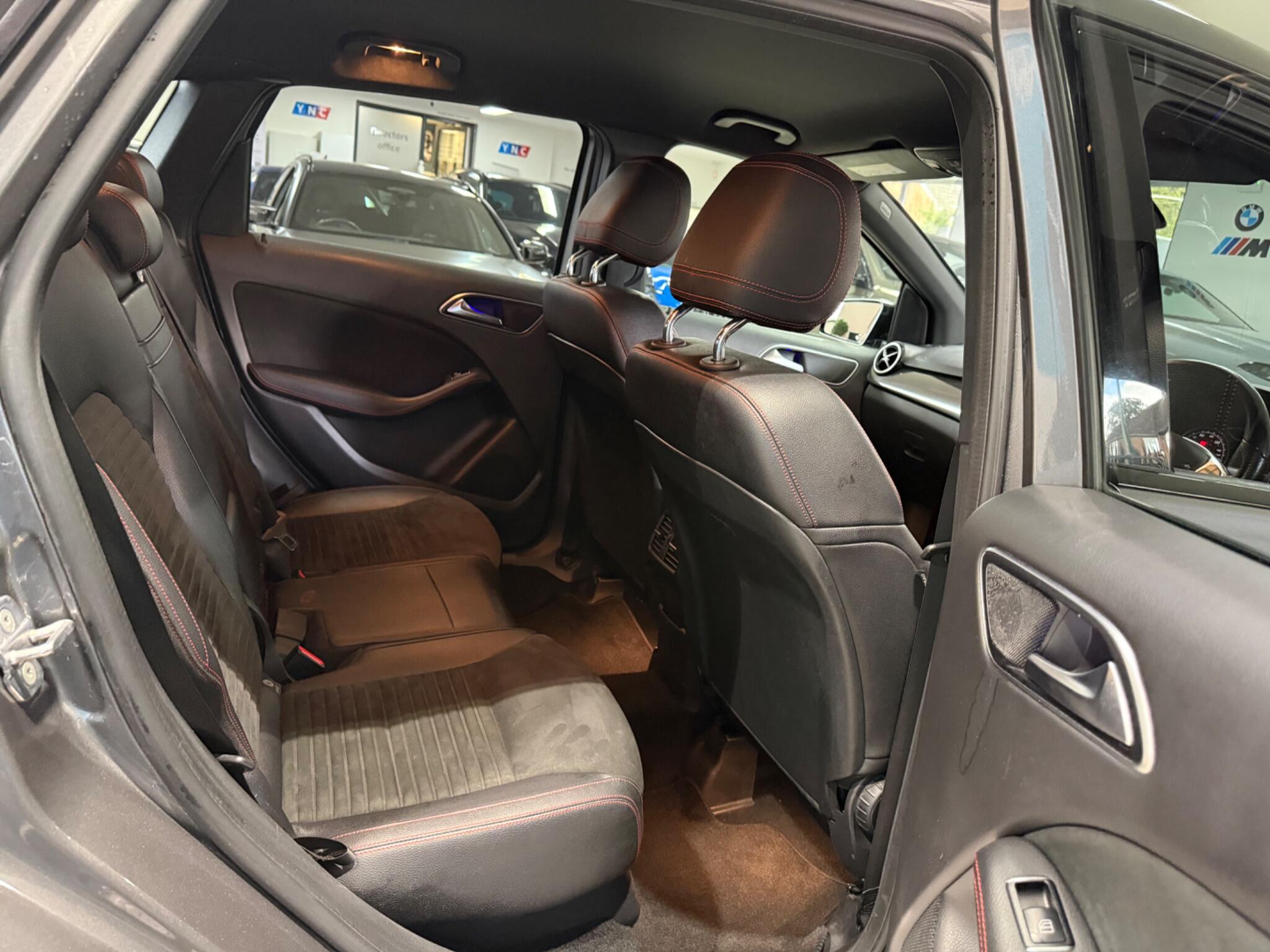 Mercedes-Benz B-Class view 25