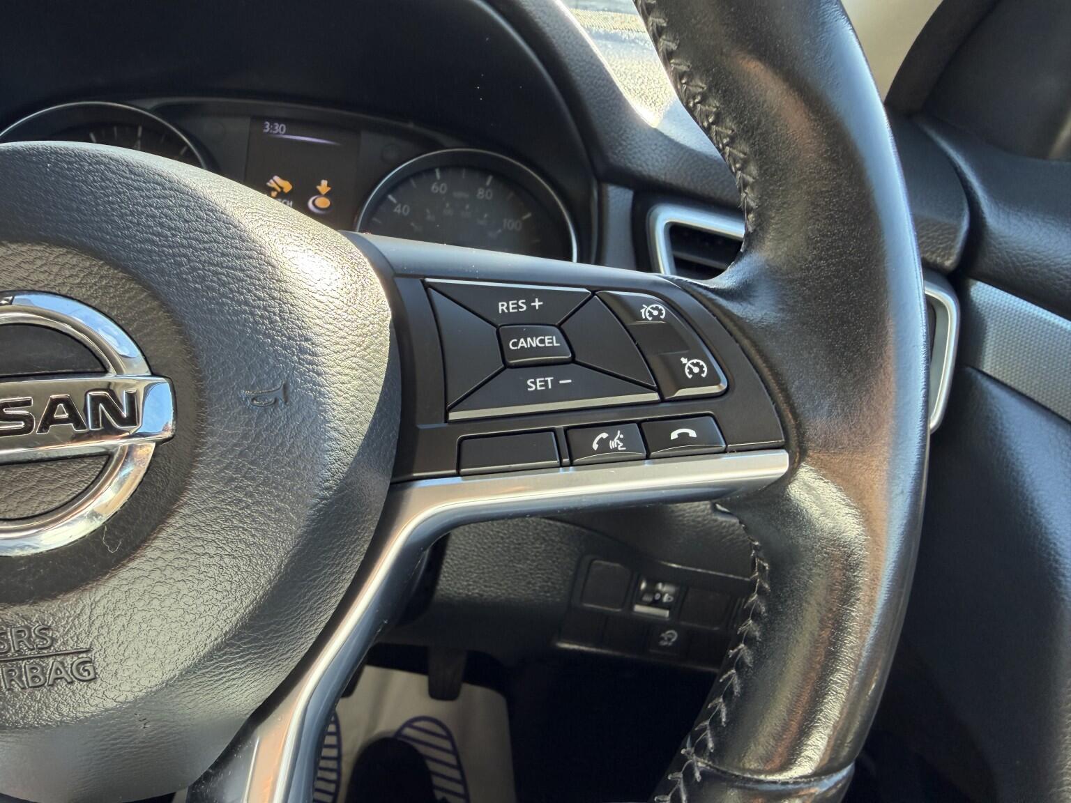 Nissan Qashqai view 25
