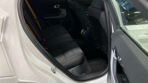 Polestar 2 view 10