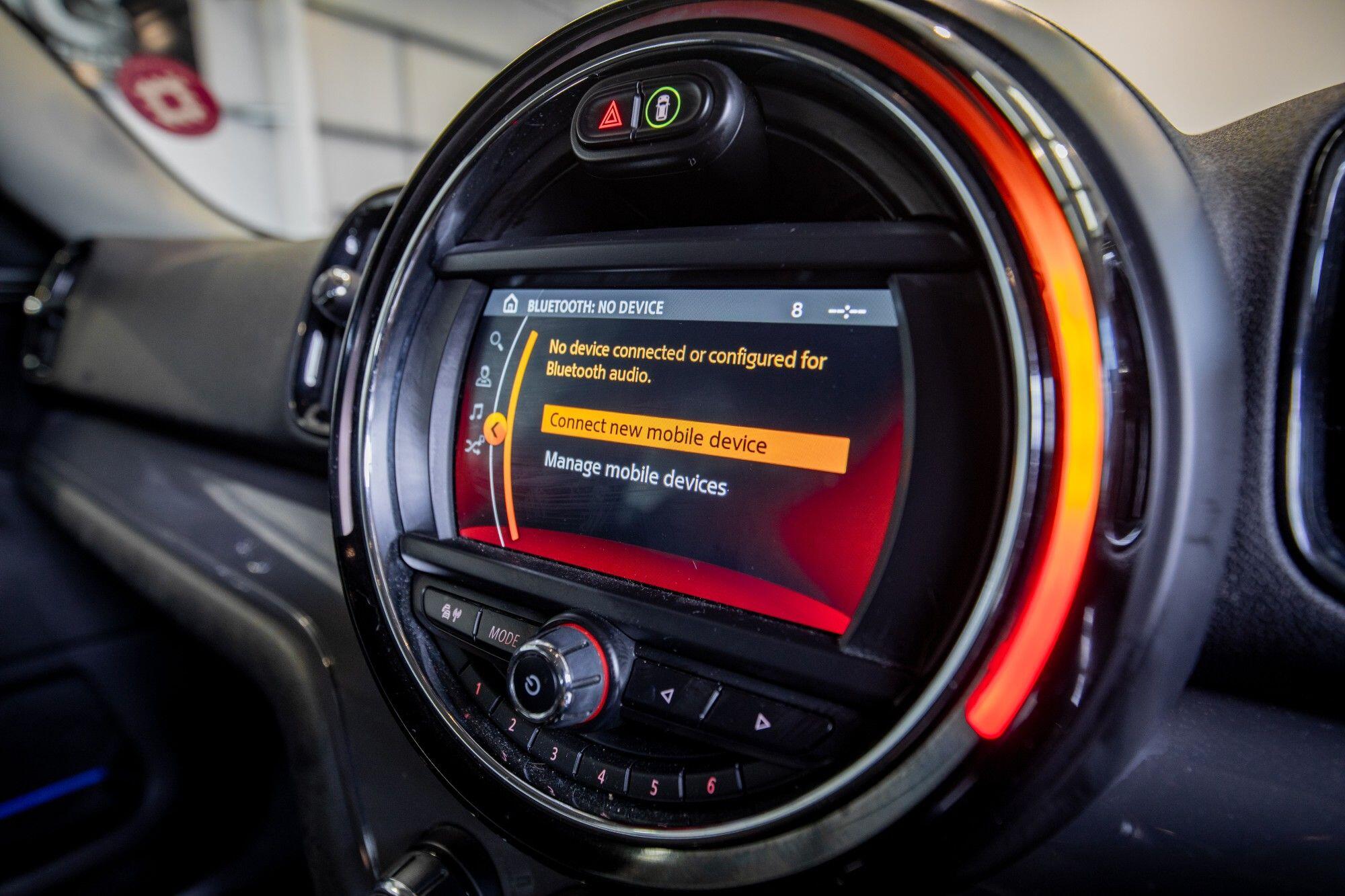Mini Countryman view 25