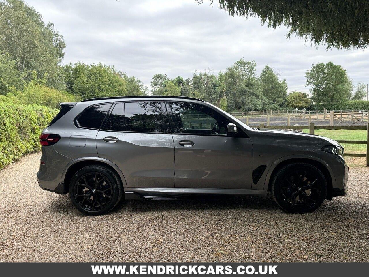 BMW X5 X5 view 4