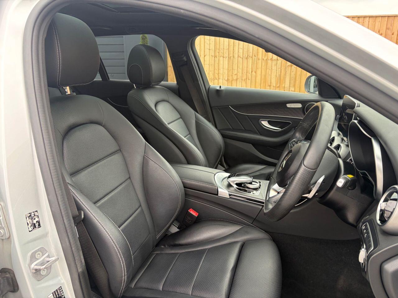 Mercedes-Benz C-Class view 15