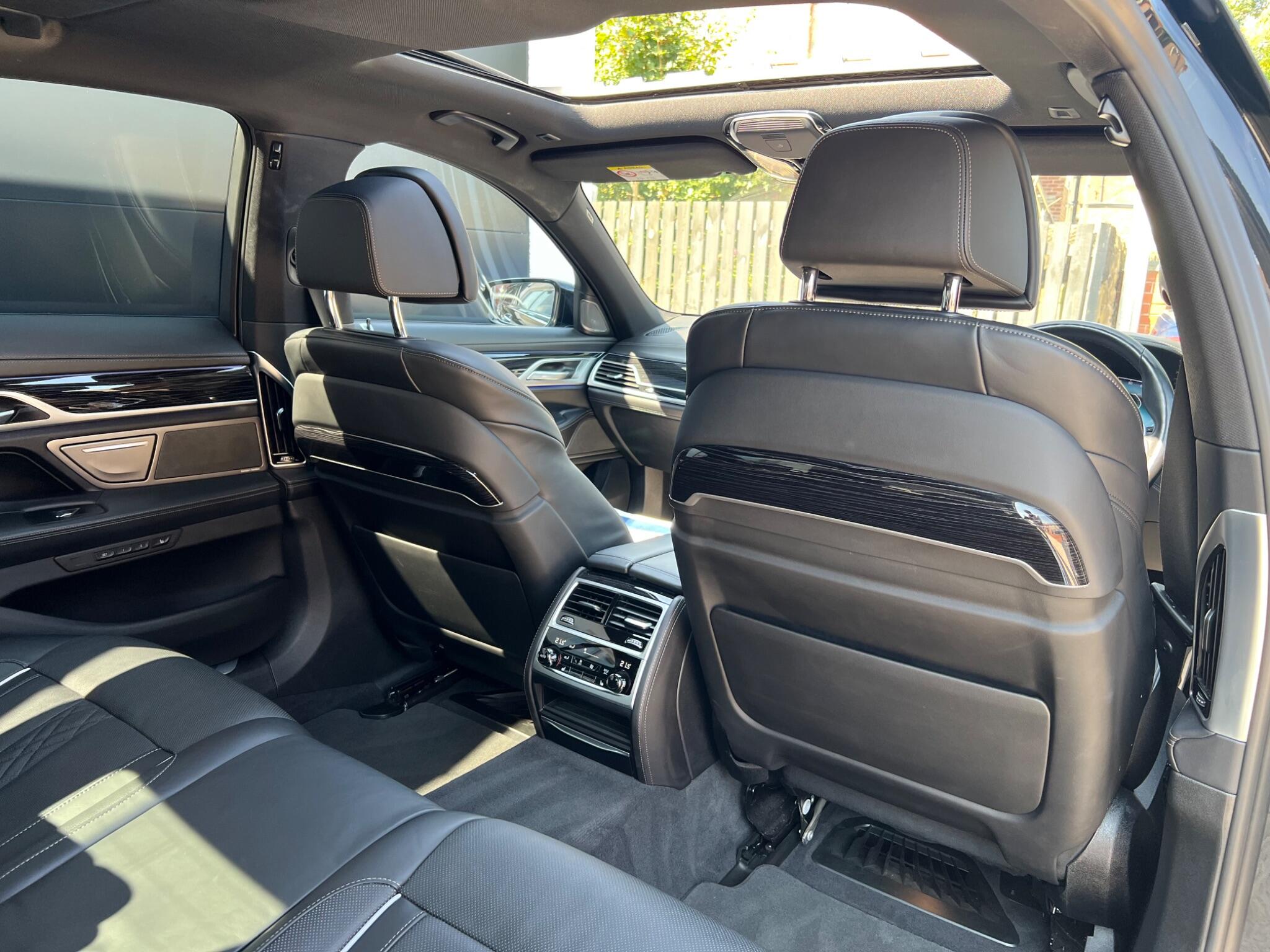 BMW 7 Series view 55