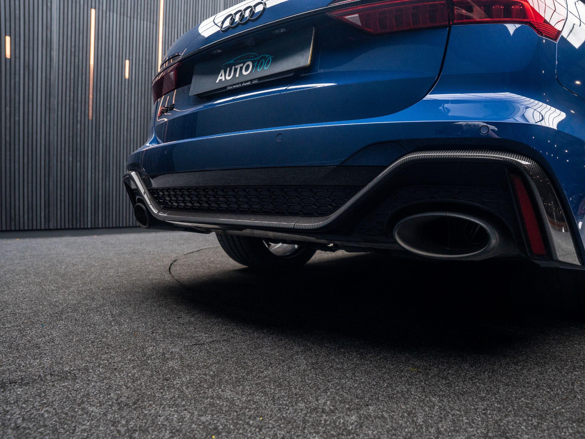 Audi RS6 view 25