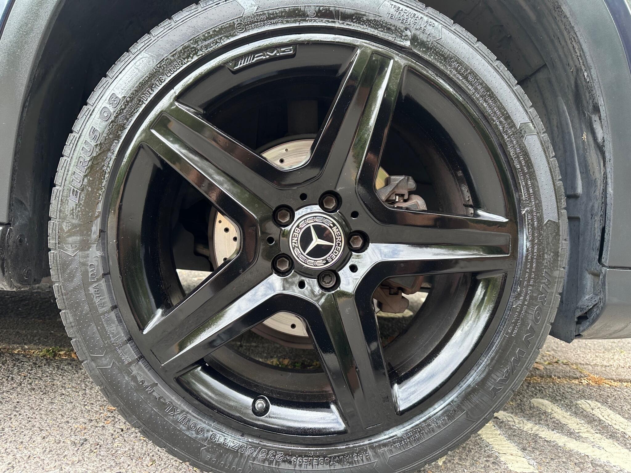 Mercedes-Benz Gla view 18