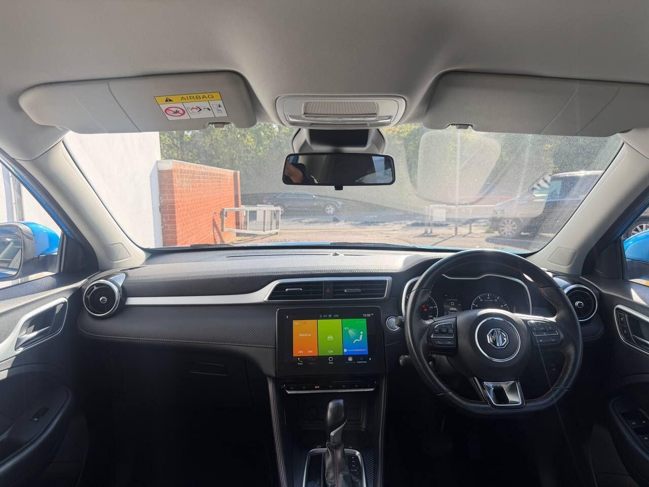 MG ZS view 24