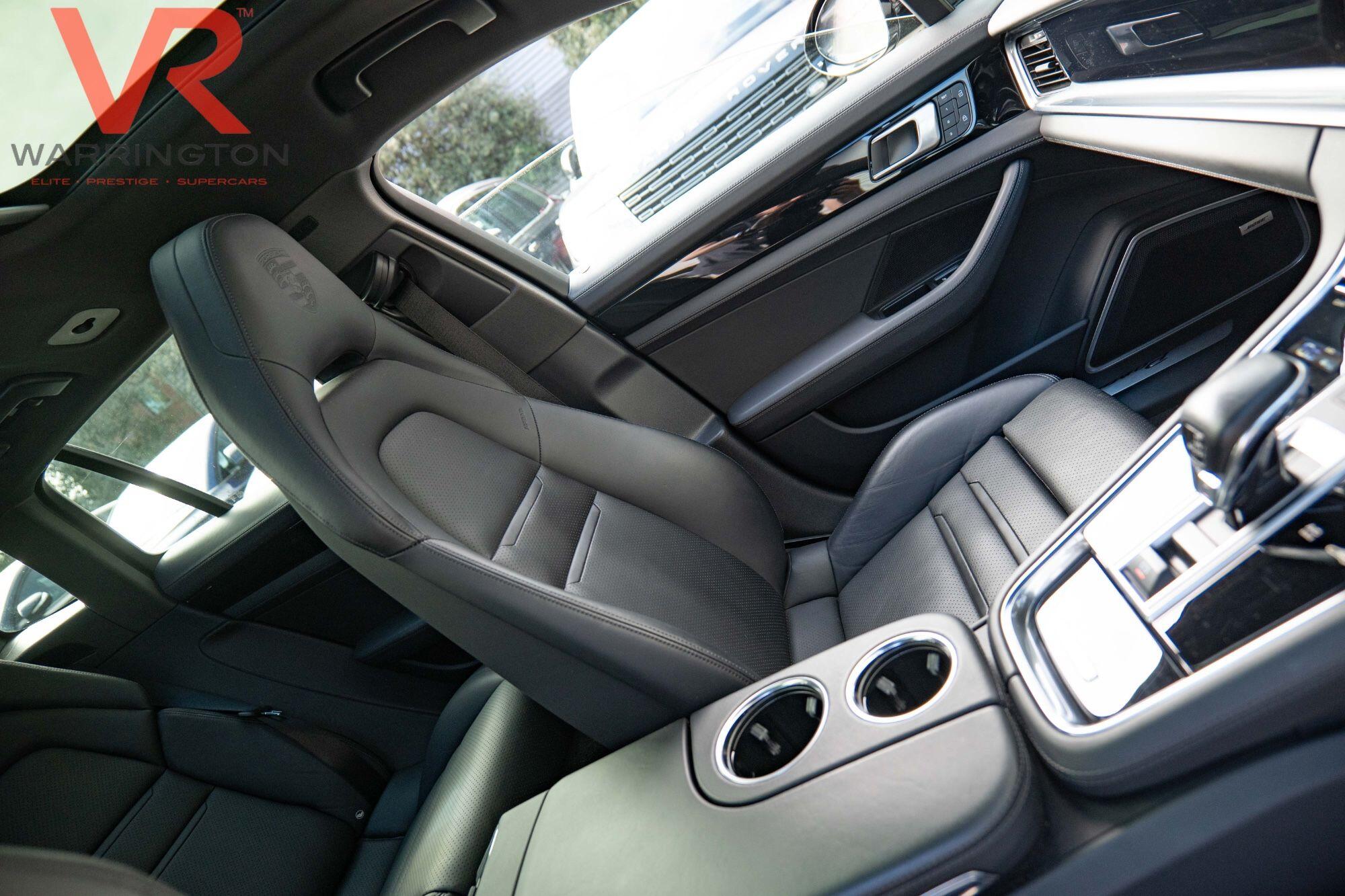 Porsche Panamera view 4