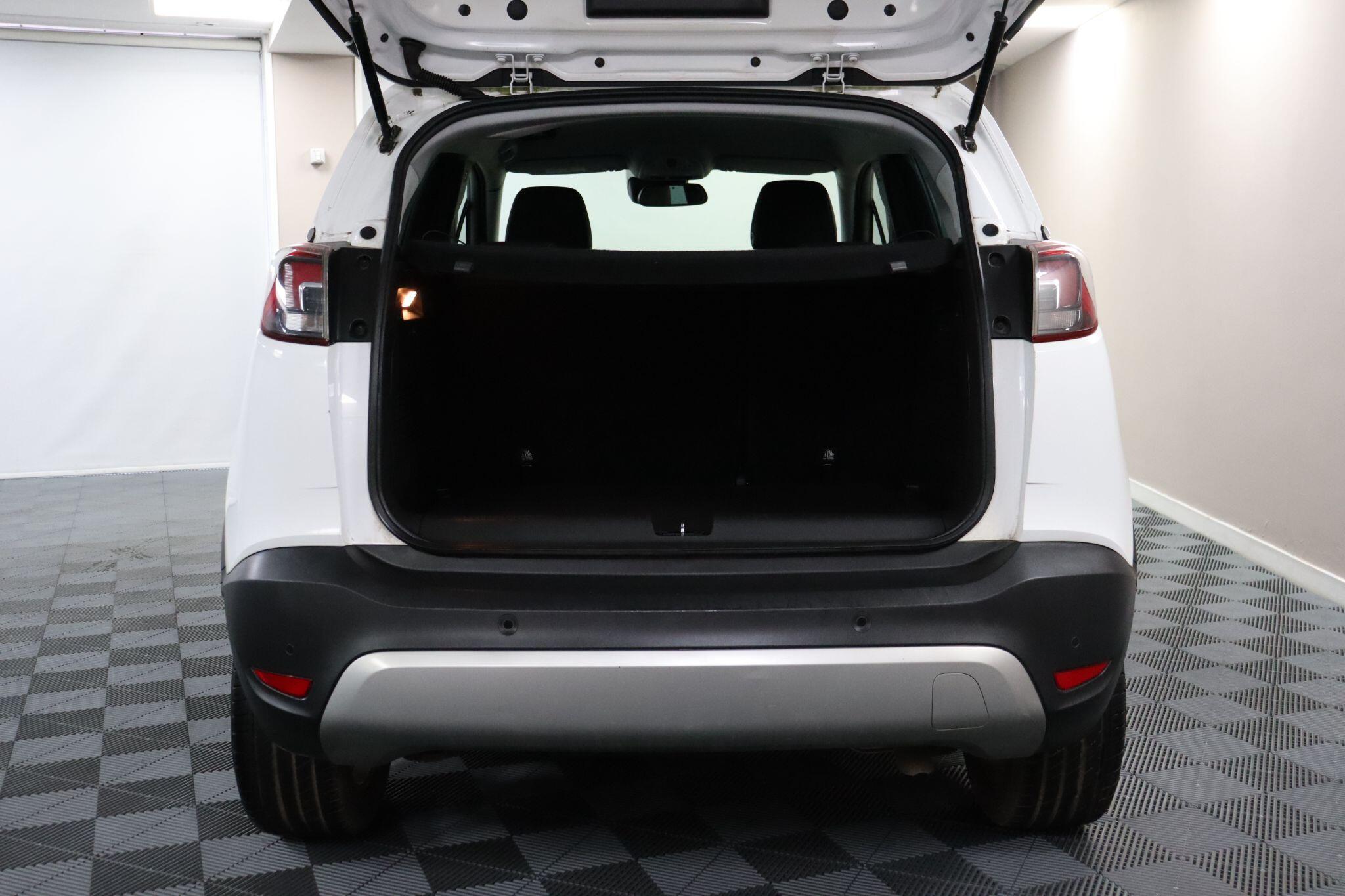 Vauxhall Crossland X view 14