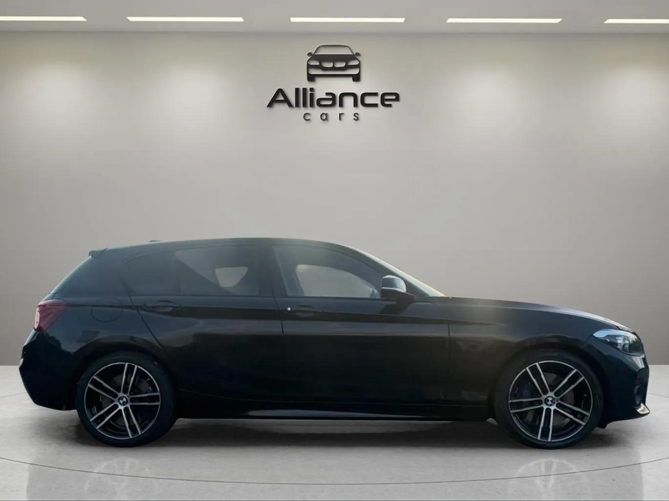 BMW 1 Series view 11
