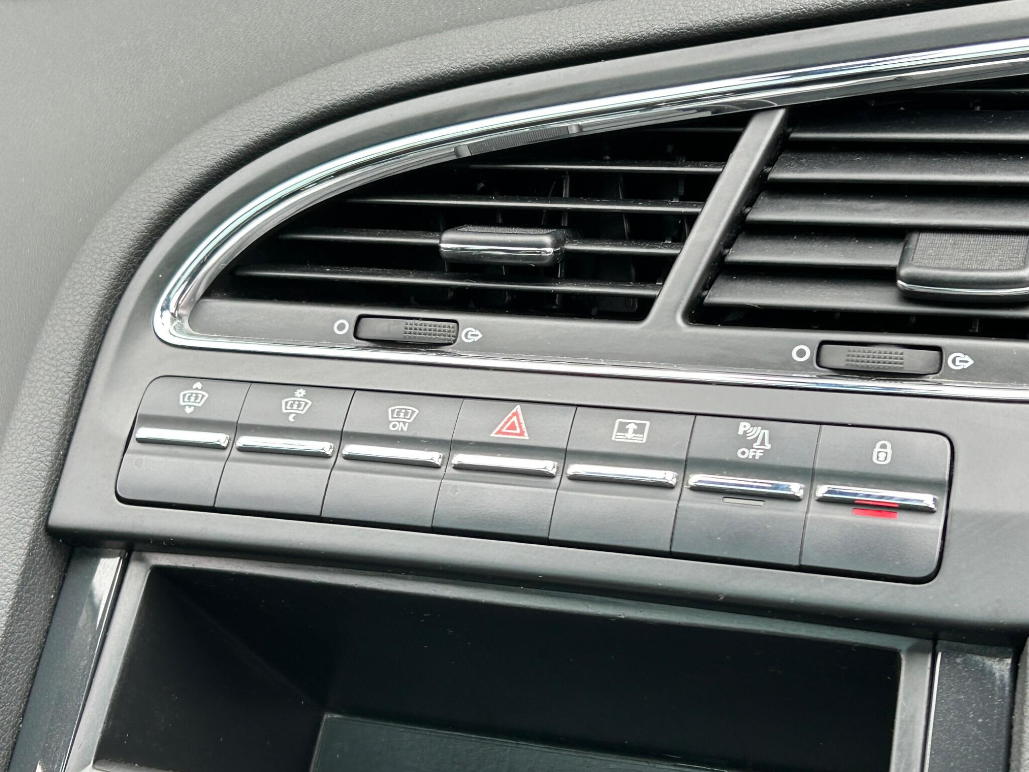 Peugeot 5008 view 33