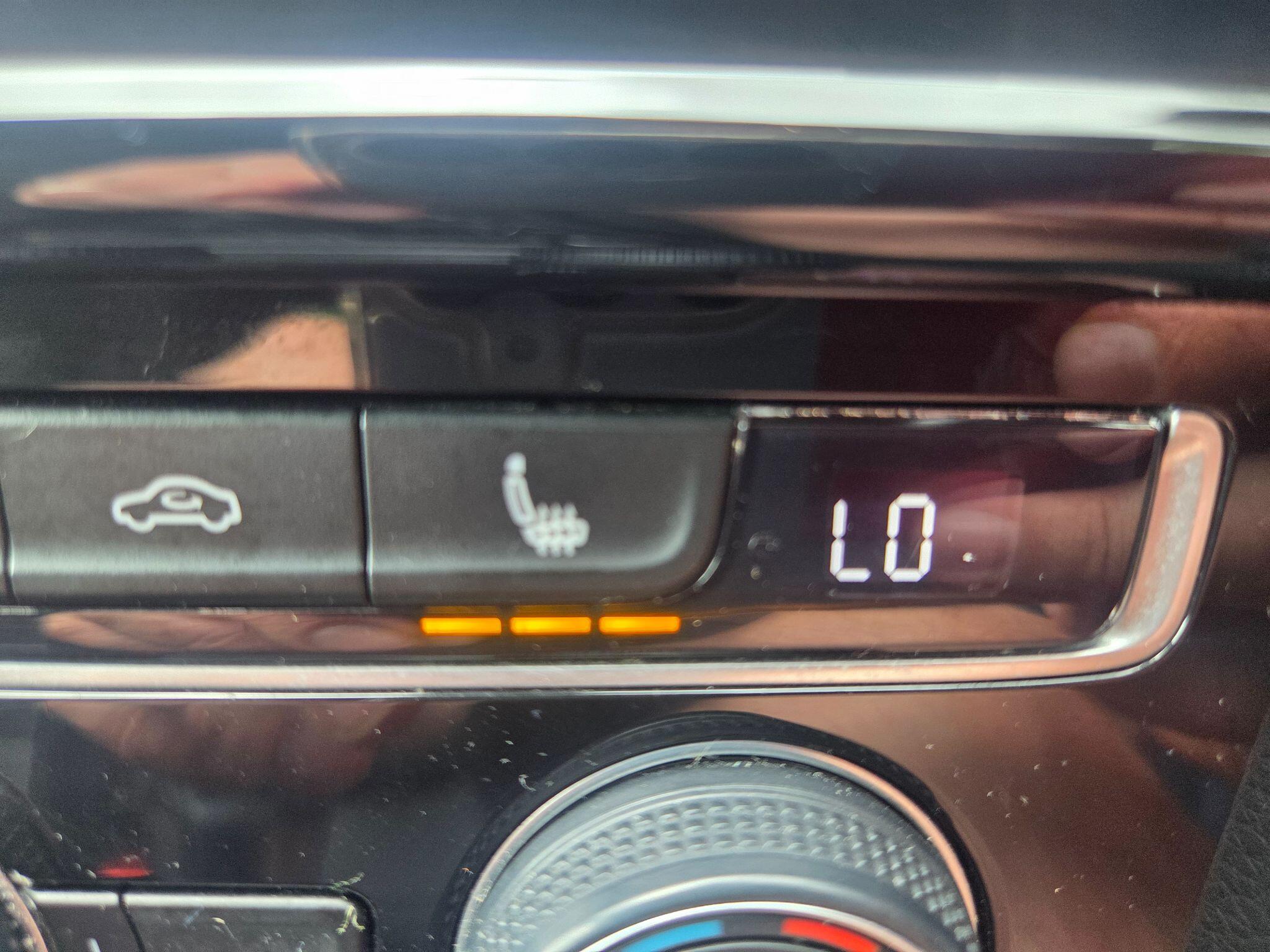 Volkswagen Golf view 19