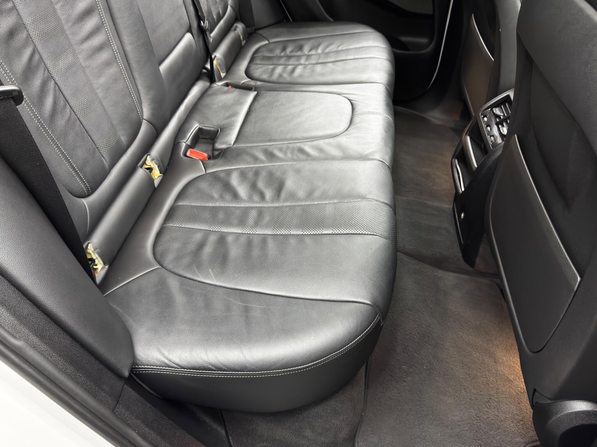 BMW X5 view 17