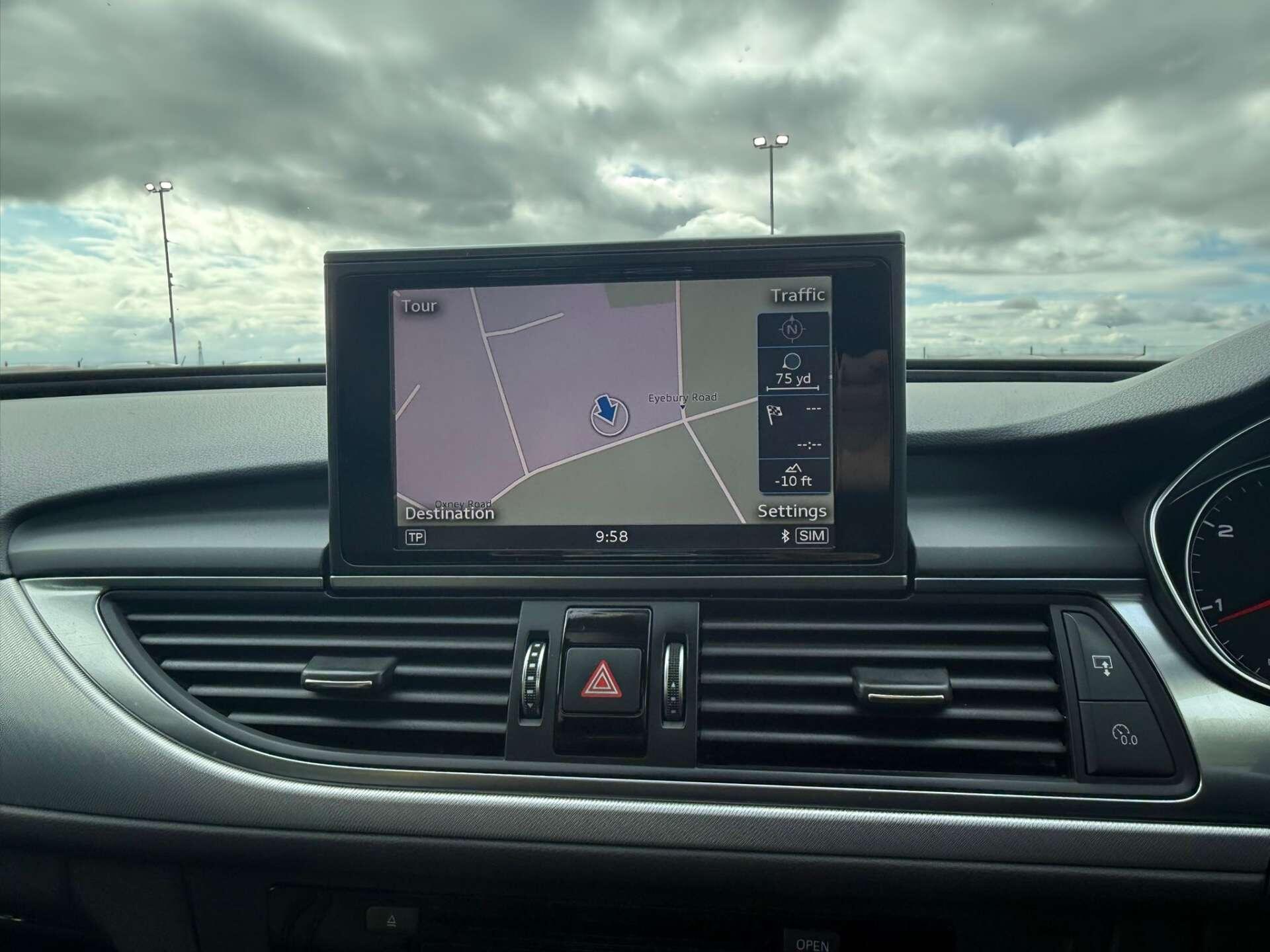 Audi A6 view 27