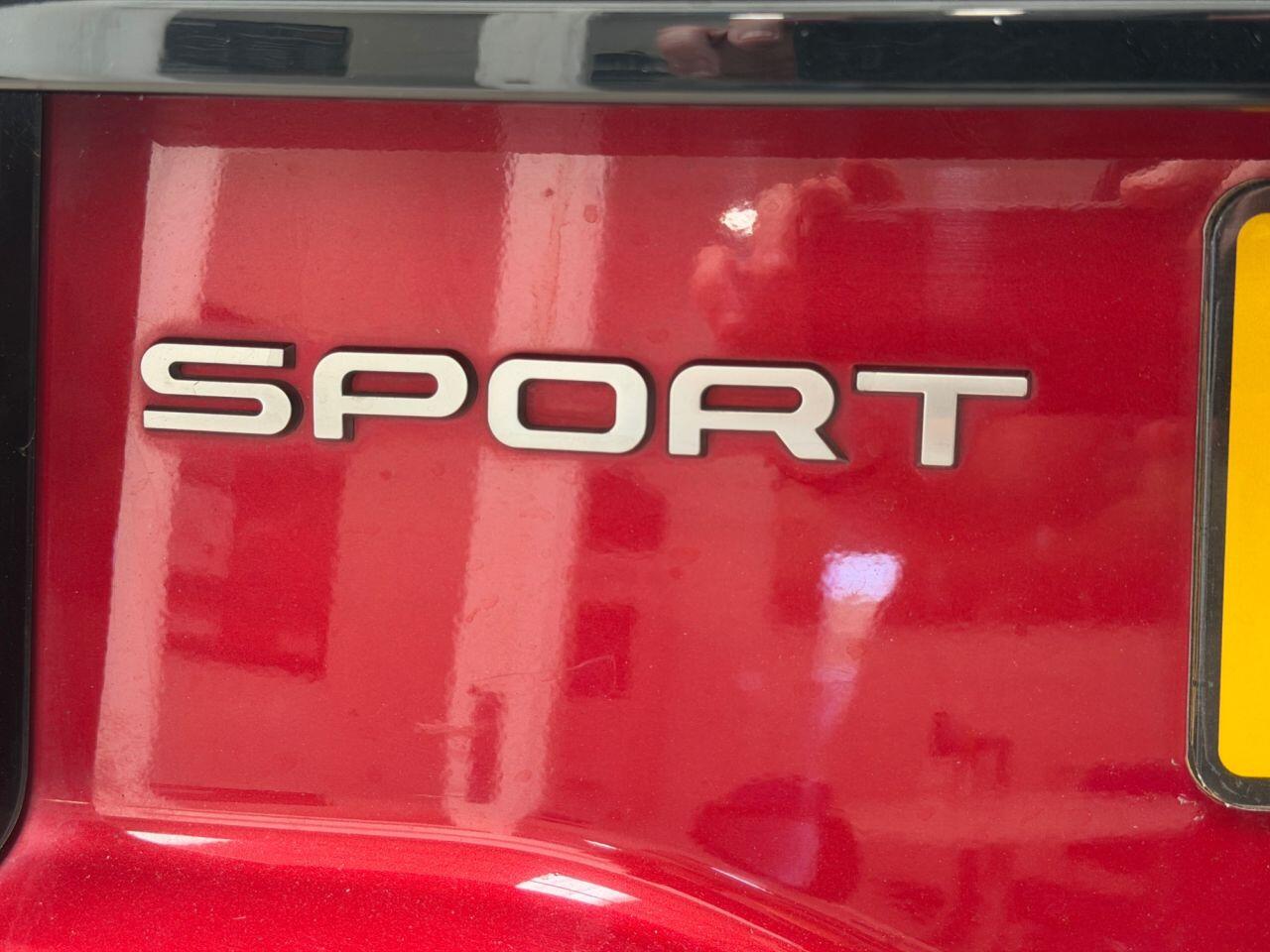 Land Rover Discovery Sport view 31