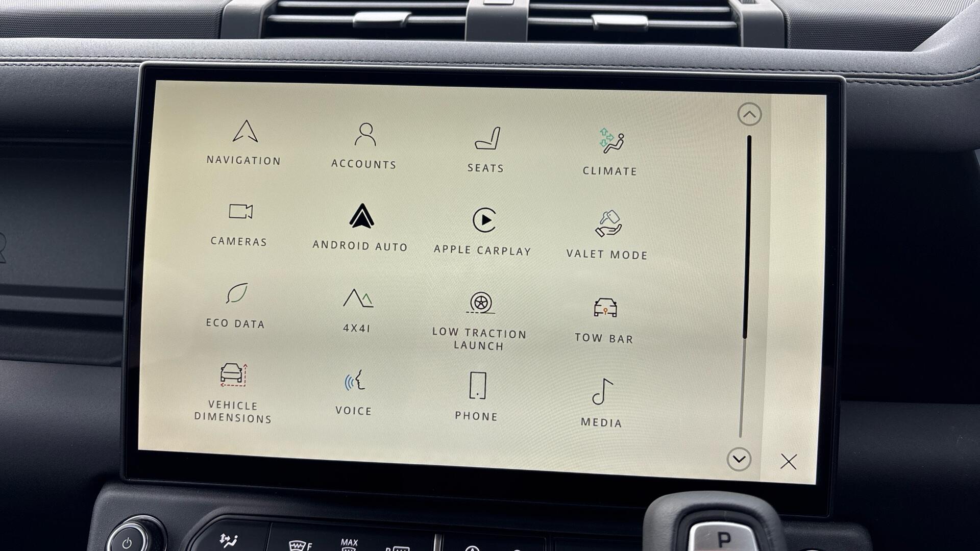 Land Rover Defender view 48
