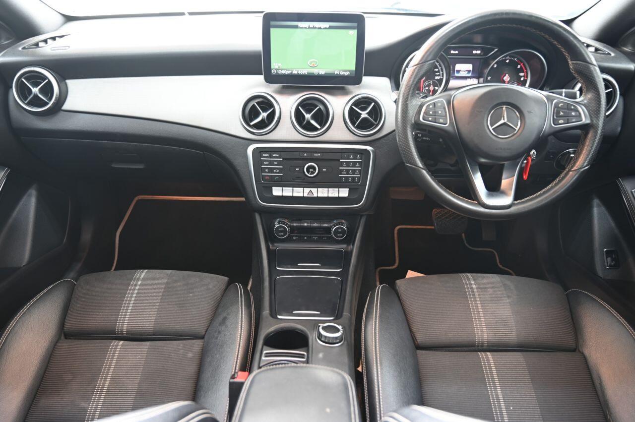 Mercedes-Benz Cla view 18
