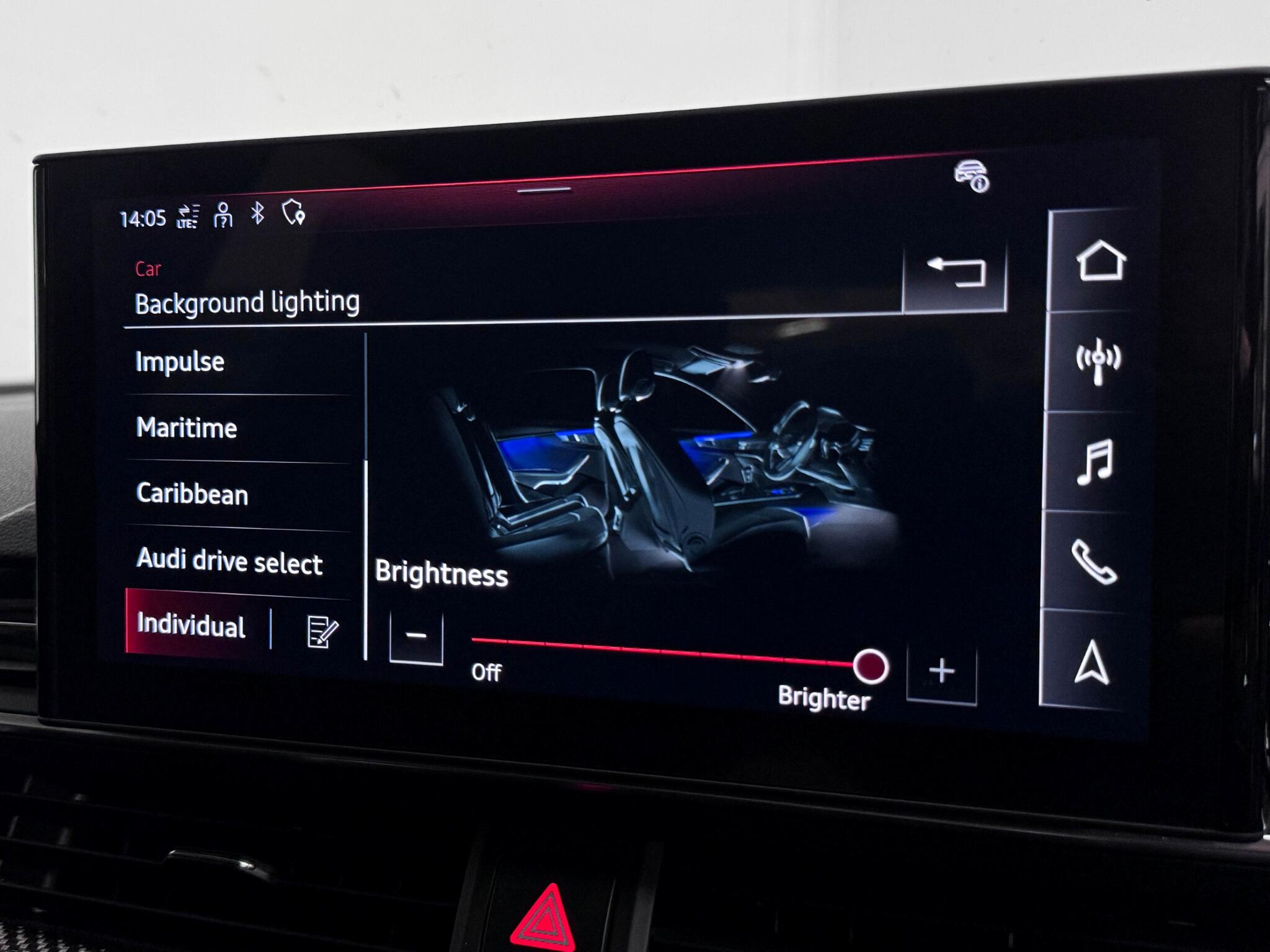 Audi RS4 Avant view 59