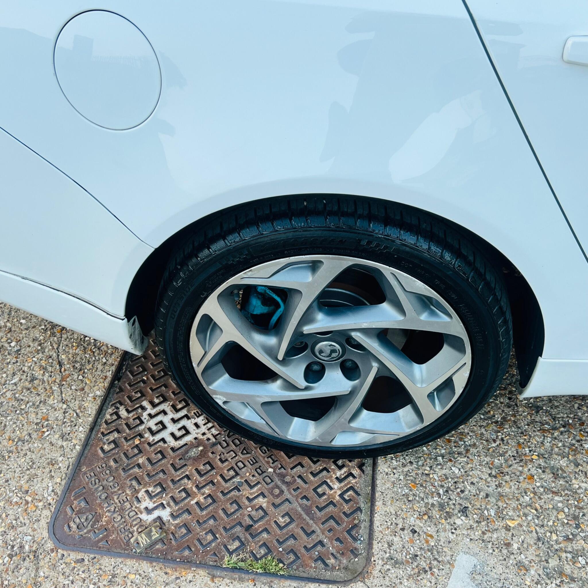 Vauxhall Insignia view 21