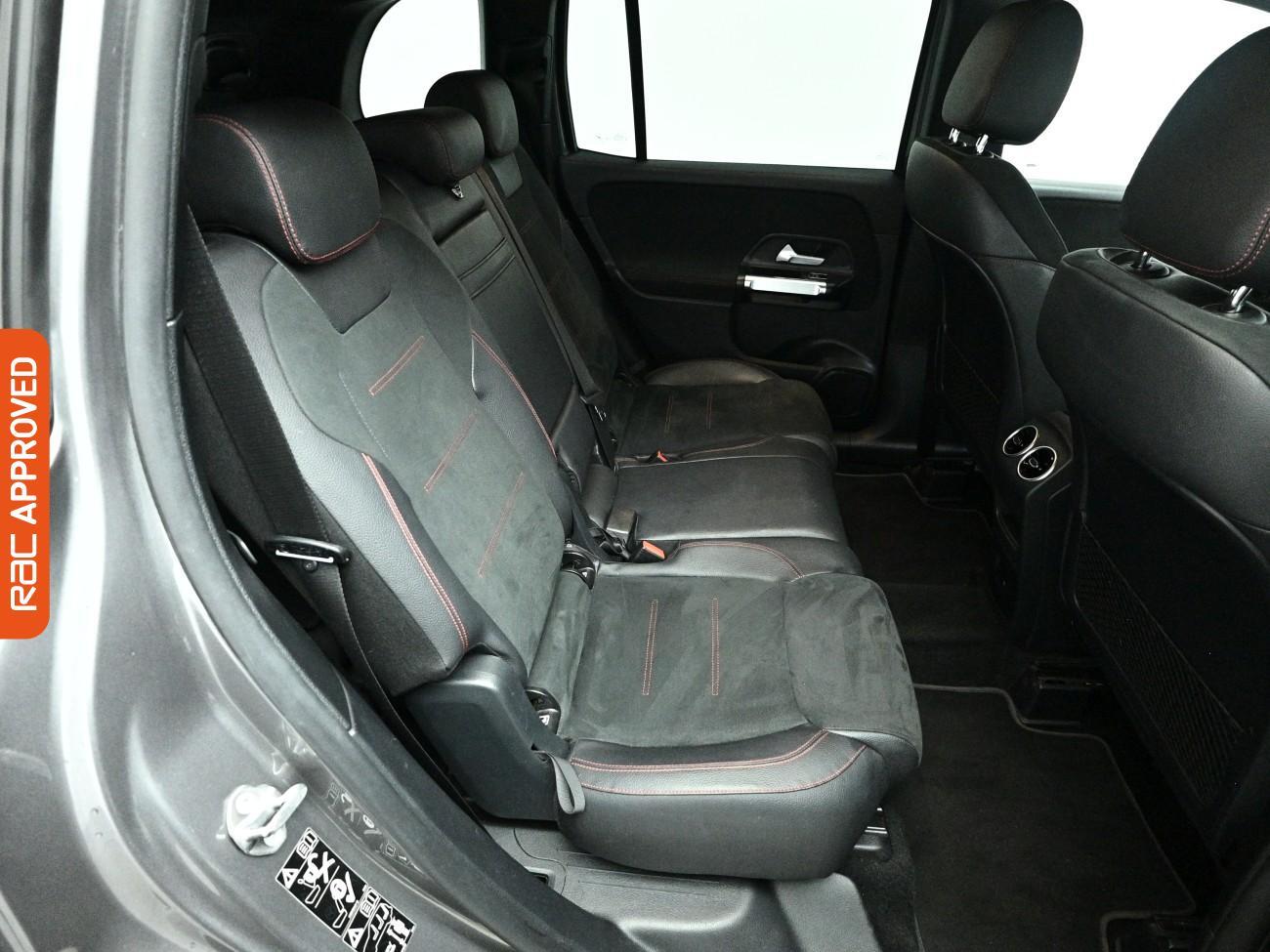 Mercedes-Benz GLB view 13