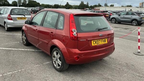 Ford Fiesta view 6